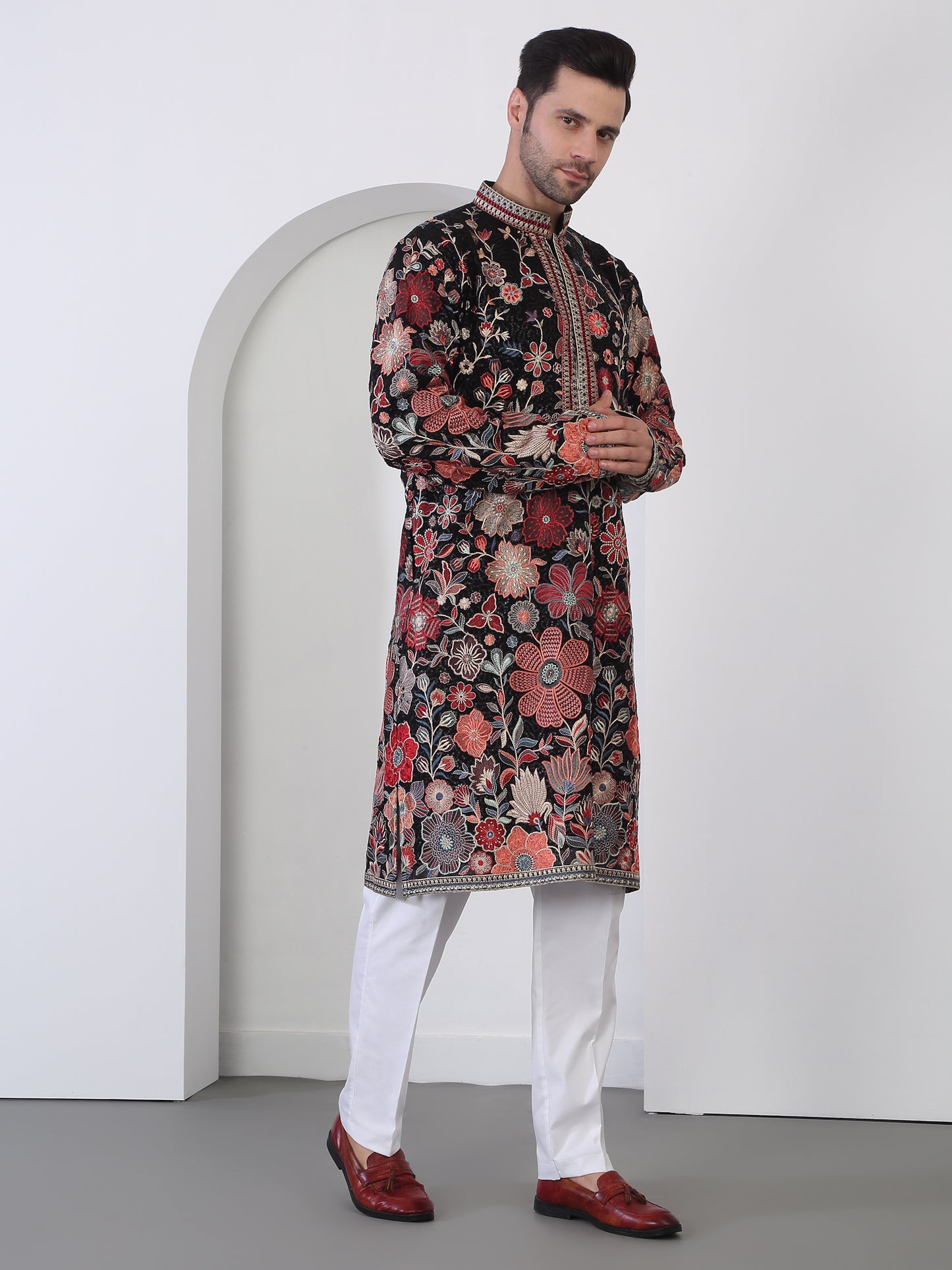 Floral Bloom Thread Embroidered Kurta Set