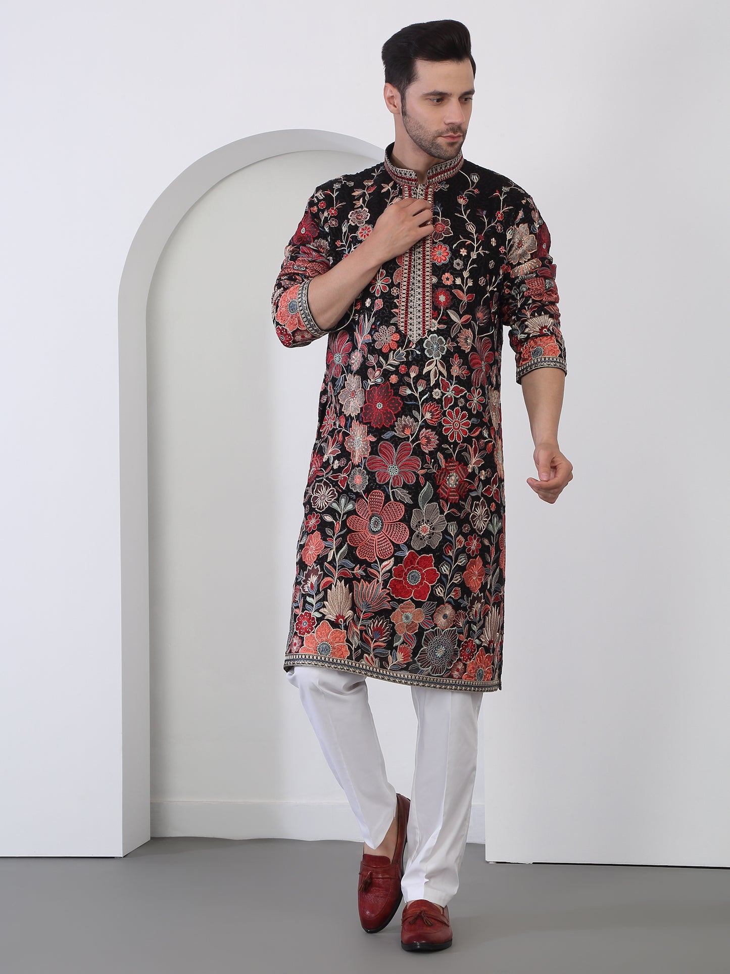 Floral Bloom Thread Embroidered Kurta Set