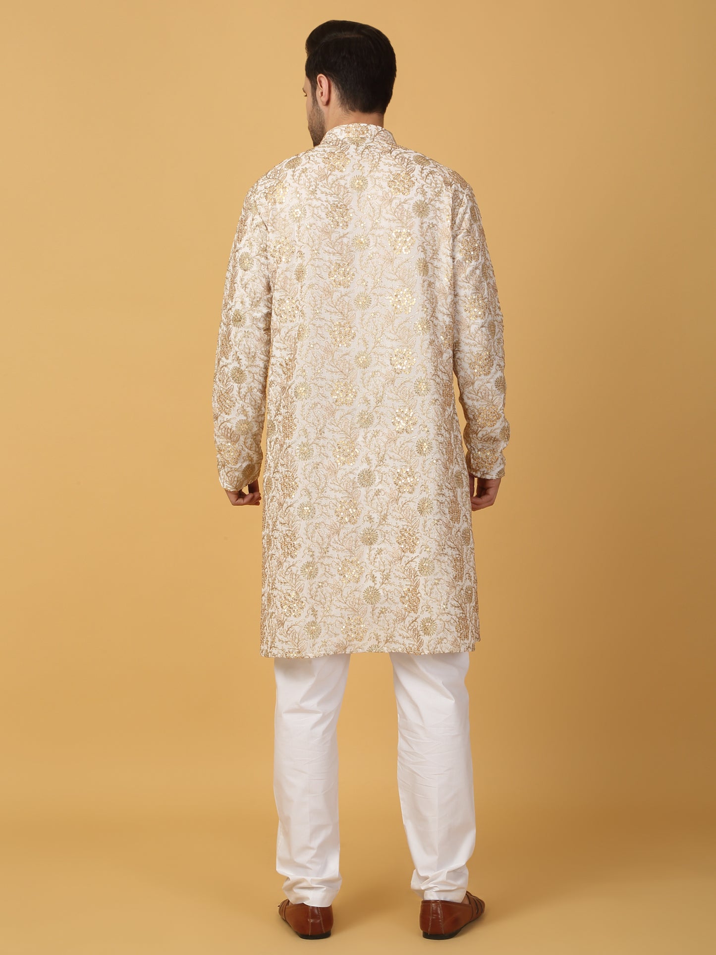 Zar Firdaus Embroidered Kurta Set - Ivory