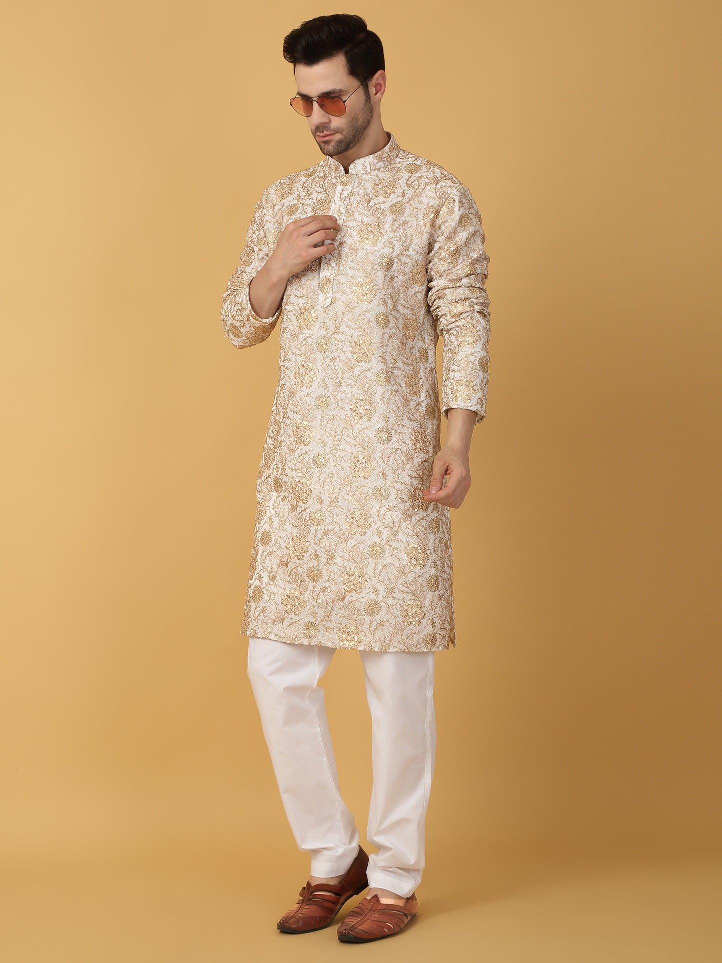 Zar Firdaus Embroidered Kurta Set - Ivory