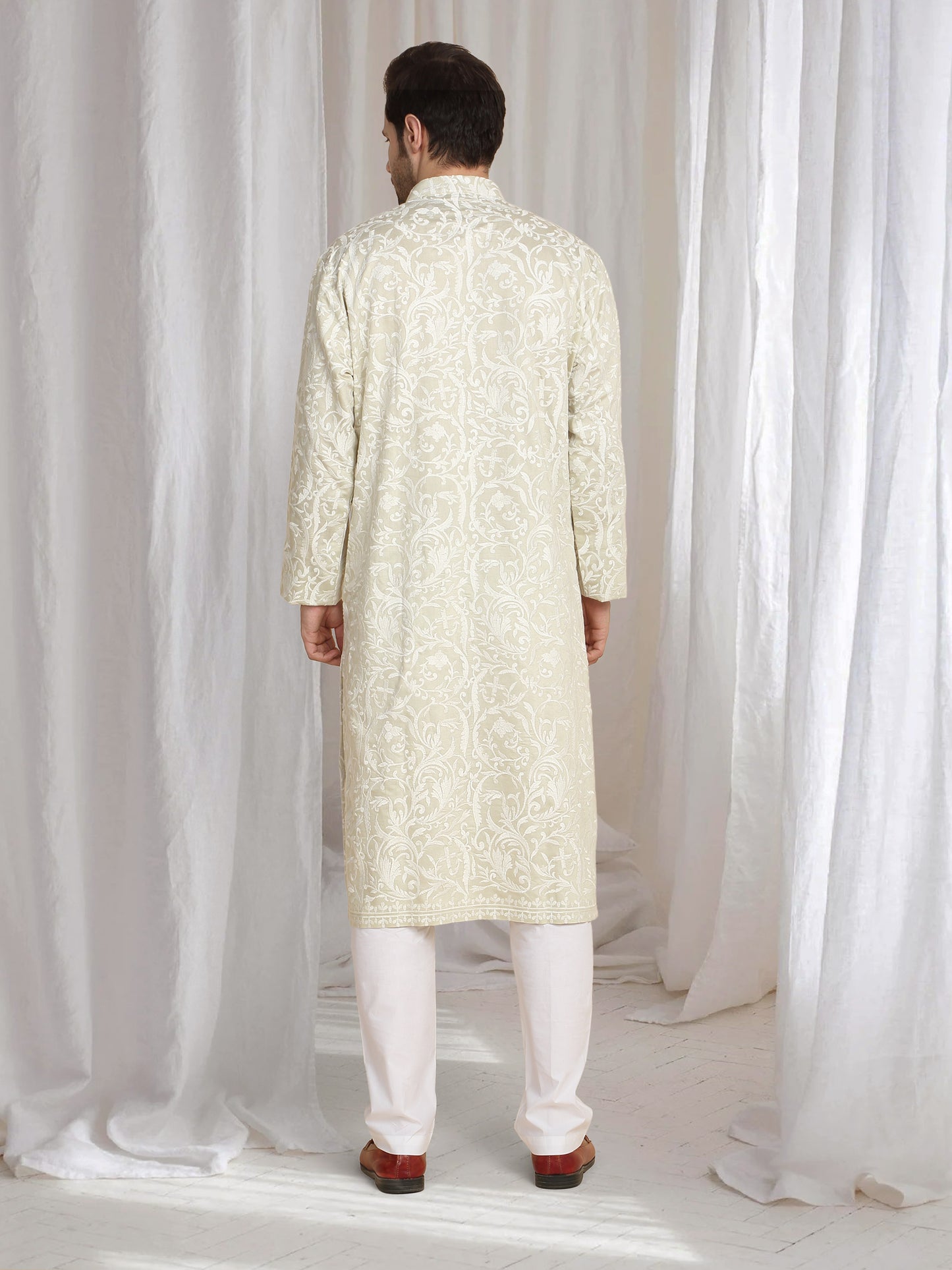 Aham Flora Thread Embroidered Kurta Set - Cream
