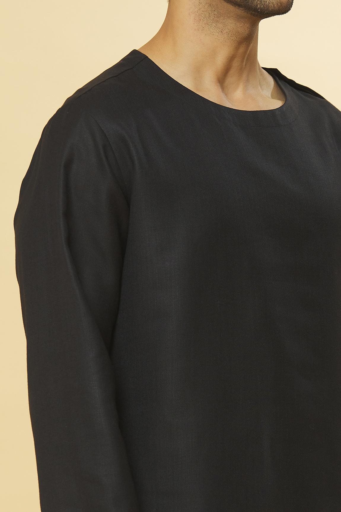 Tatvam Mihara Cotton Solid Kurta & Pyjama Set