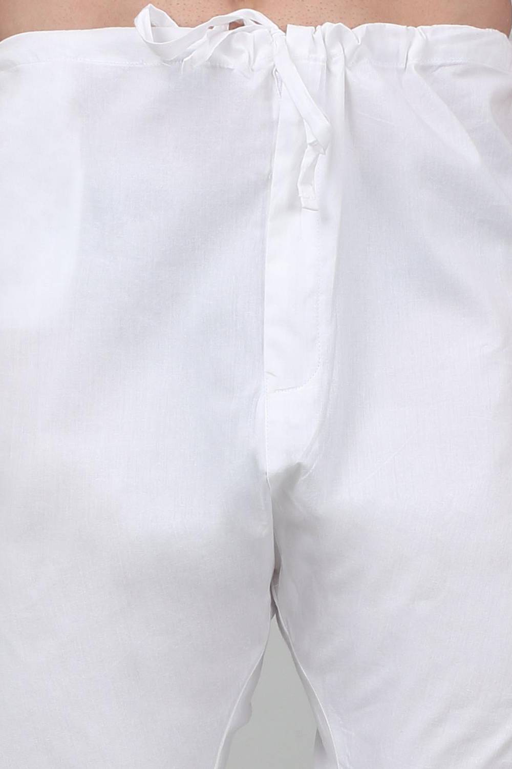 Jahanuma Mughal Embroidered Kurta Set