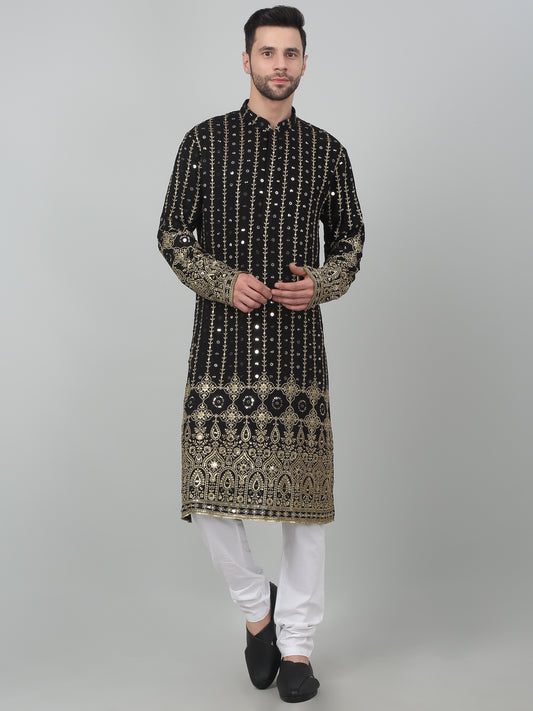 Jahanuma Mughal Embroidered Kurta Set