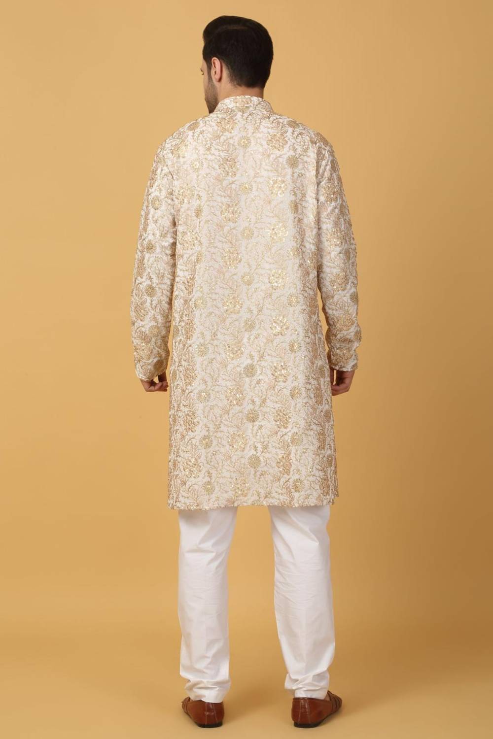 Zar Firdaus  Embroidered  Kurta  Set - Ivory