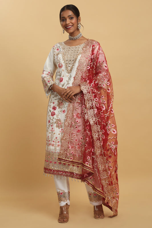 Floral Embroidered Kurta Set