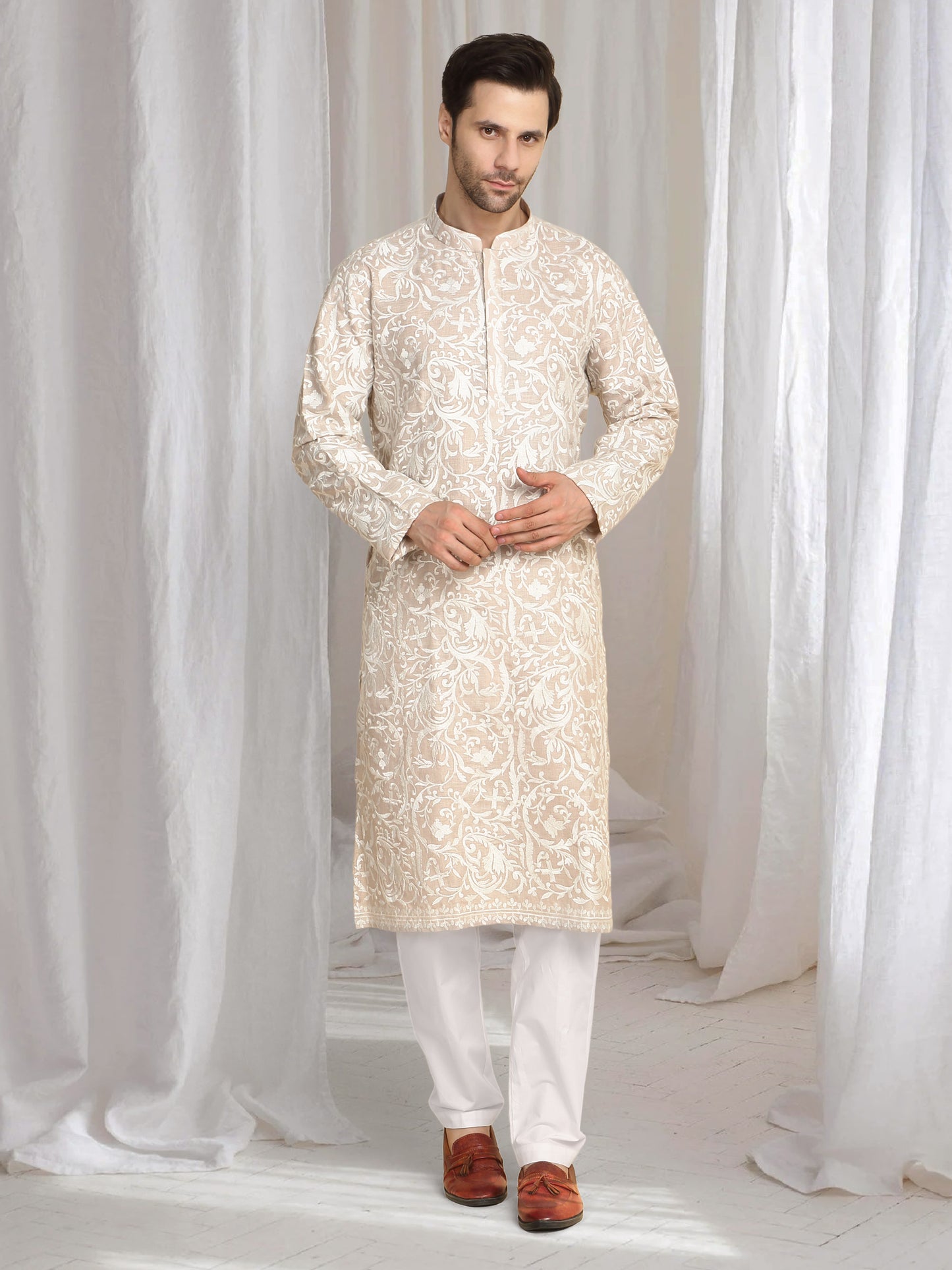 Aham Flora Thread Embroidered Kurta Set - Pastel Peach