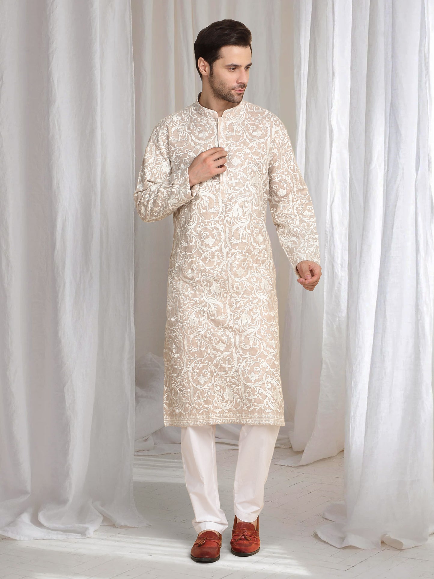 Aham Flora Thread Embroidered Kurta Set - Pastel Peach
