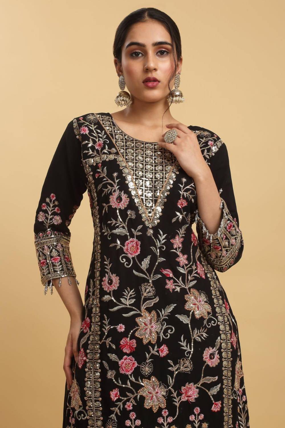 Floral Embroidered Work Kurta Set