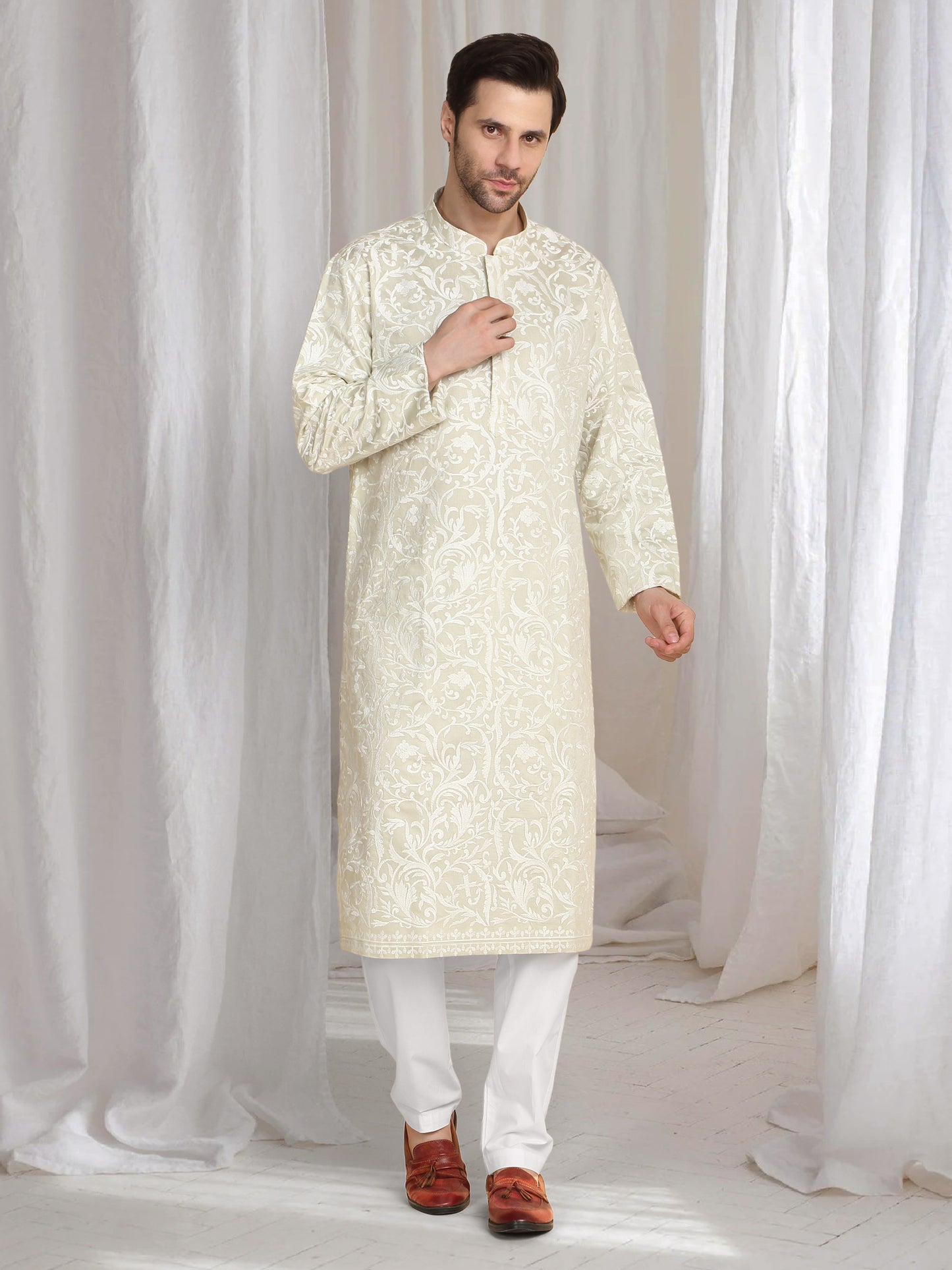 Aham Flora Thread Embroidered Kurta Set - Cream