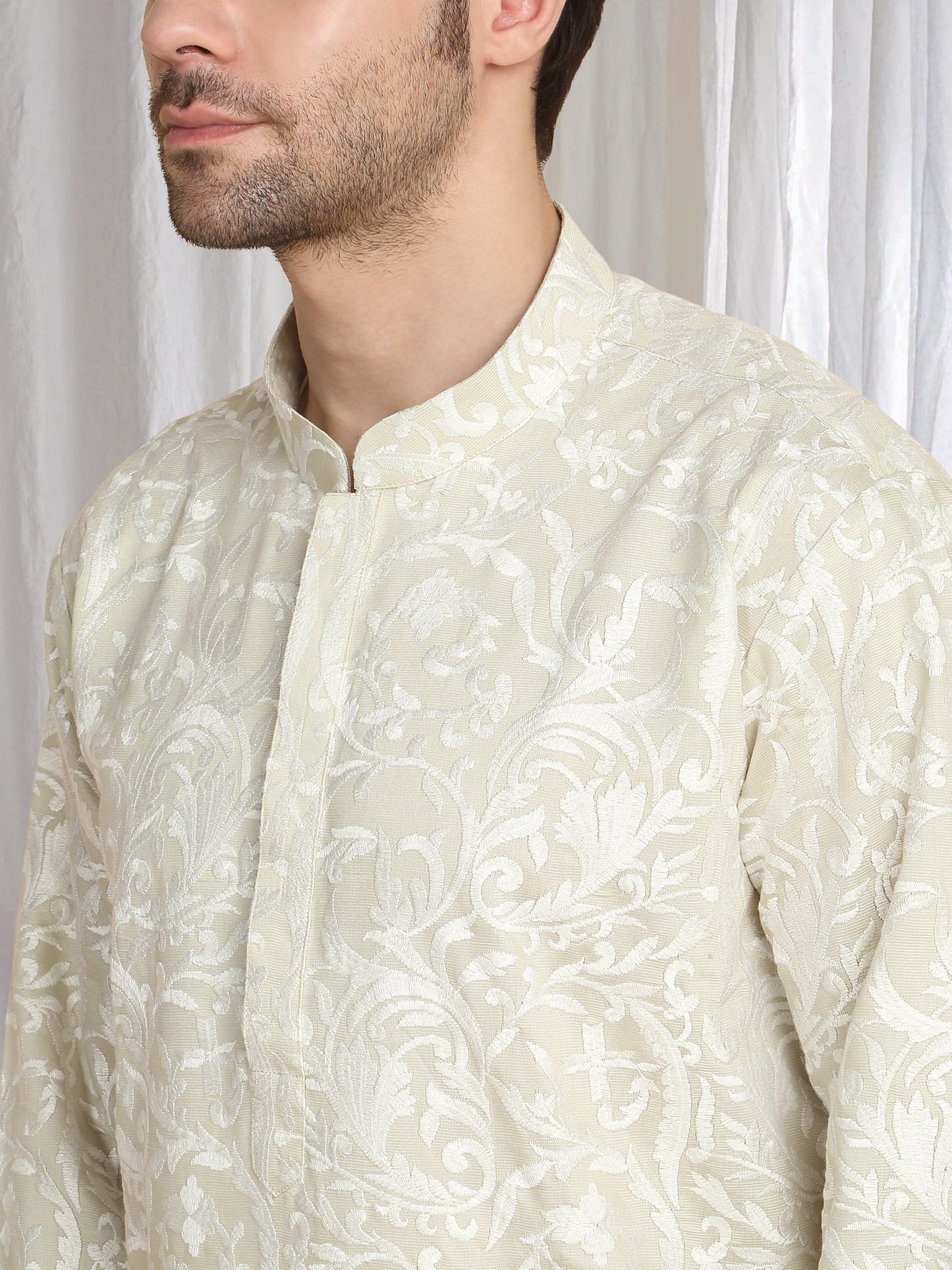 Aham Flora Thread Embroidered Kurta Set - Cream