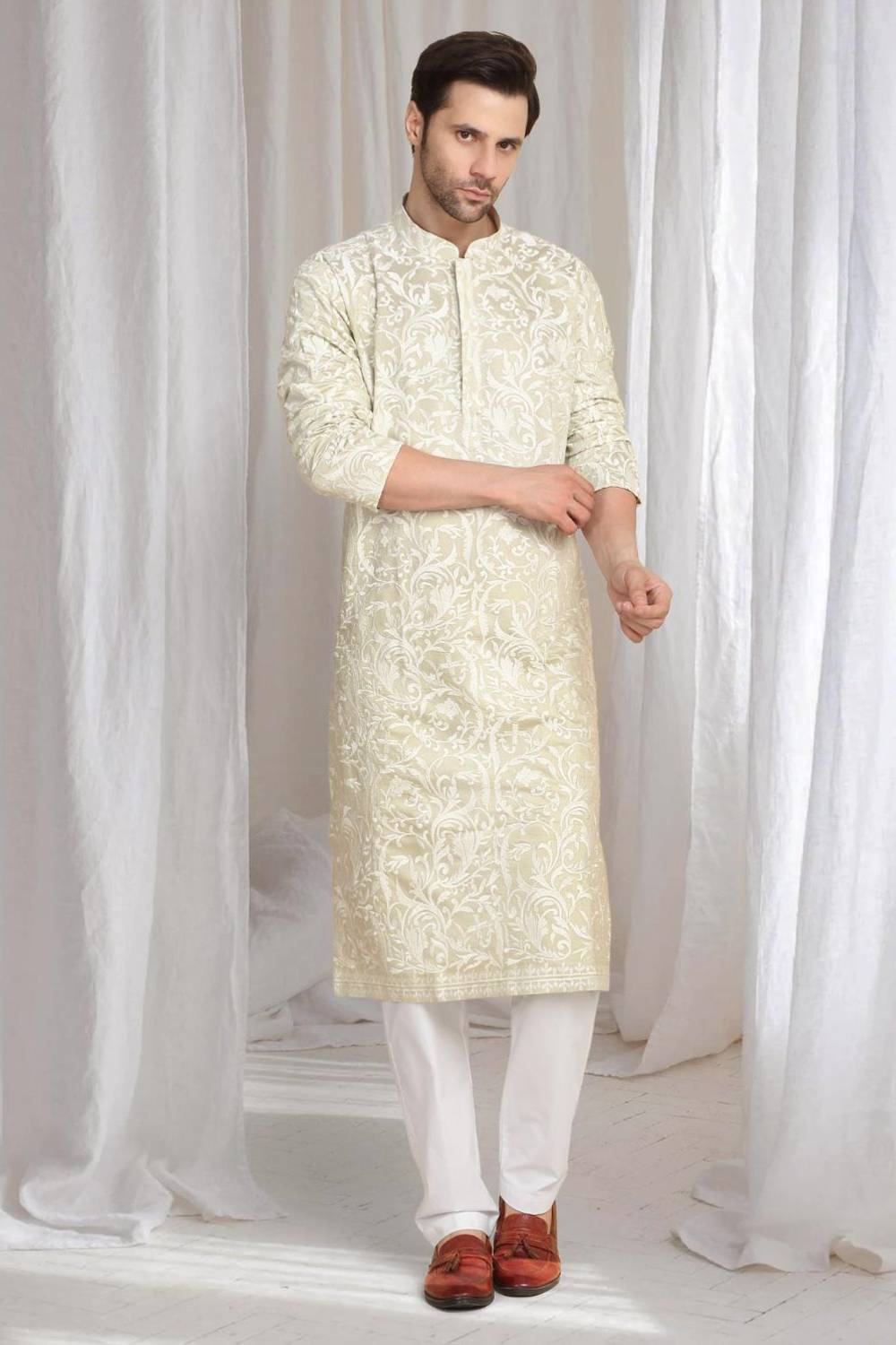 Aham Flora Thread Embroidered Kurta Set - Cream