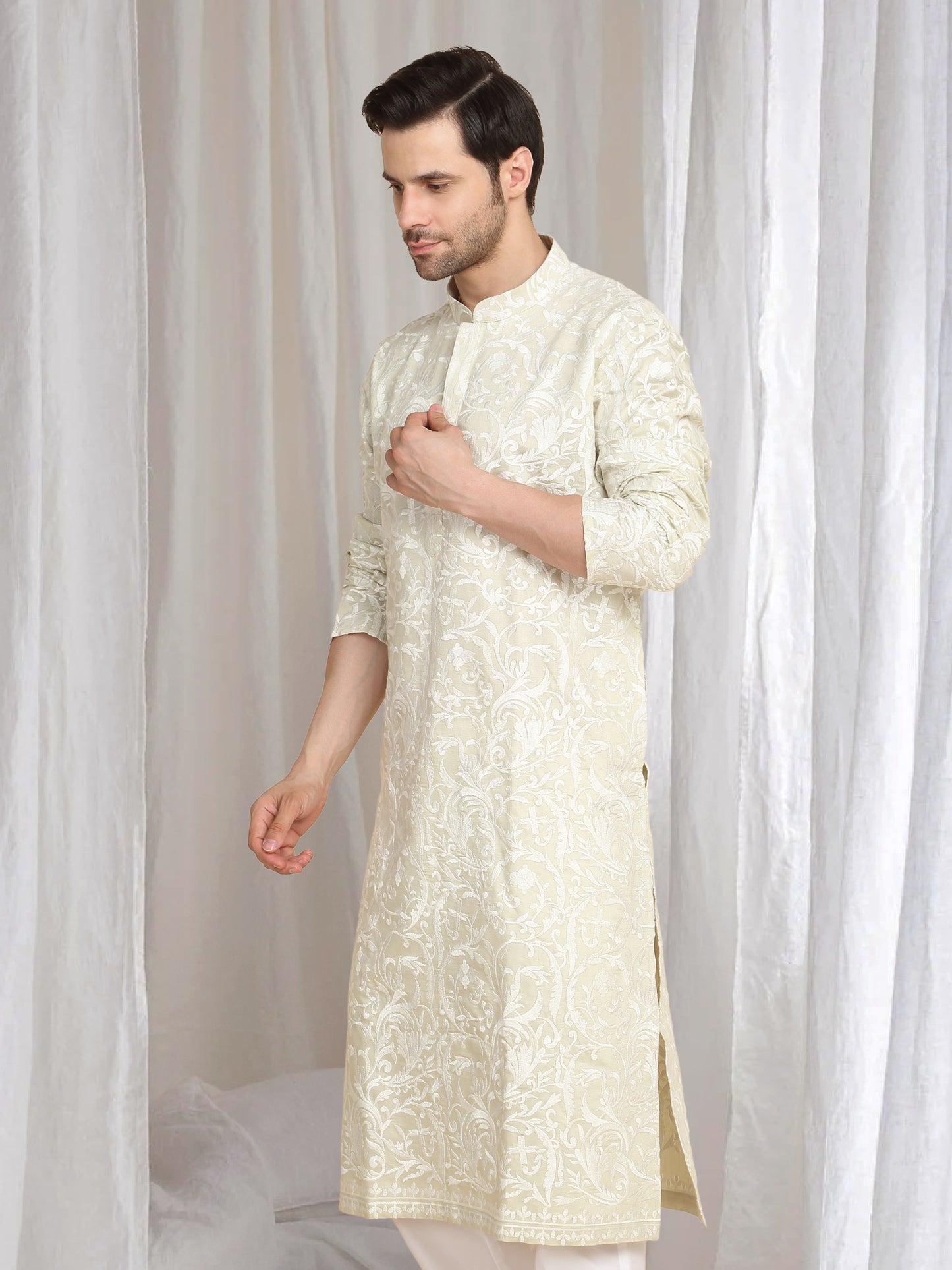 Aham Flora Thread Embroidered Kurta Set - Cream