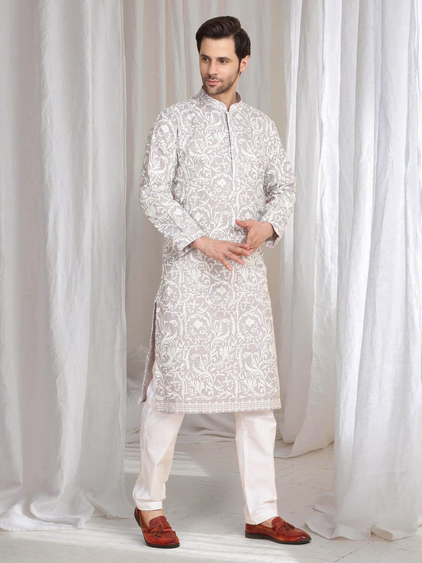 Aham Flora Thread Embroidered Kurta Set - Pastel Purple