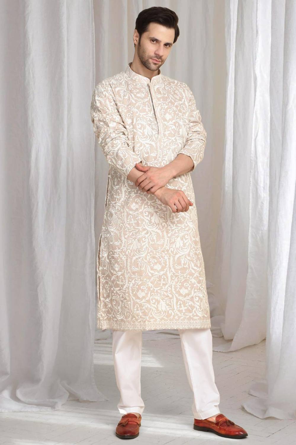 Aham Flora Thread Embroidered Kurta Set - Pastel Peach
