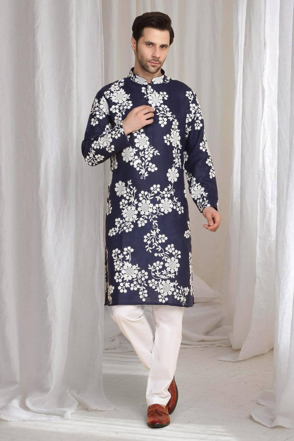 Aham Gulistaan Embroidery Thread Kurta Set - Ink Blue