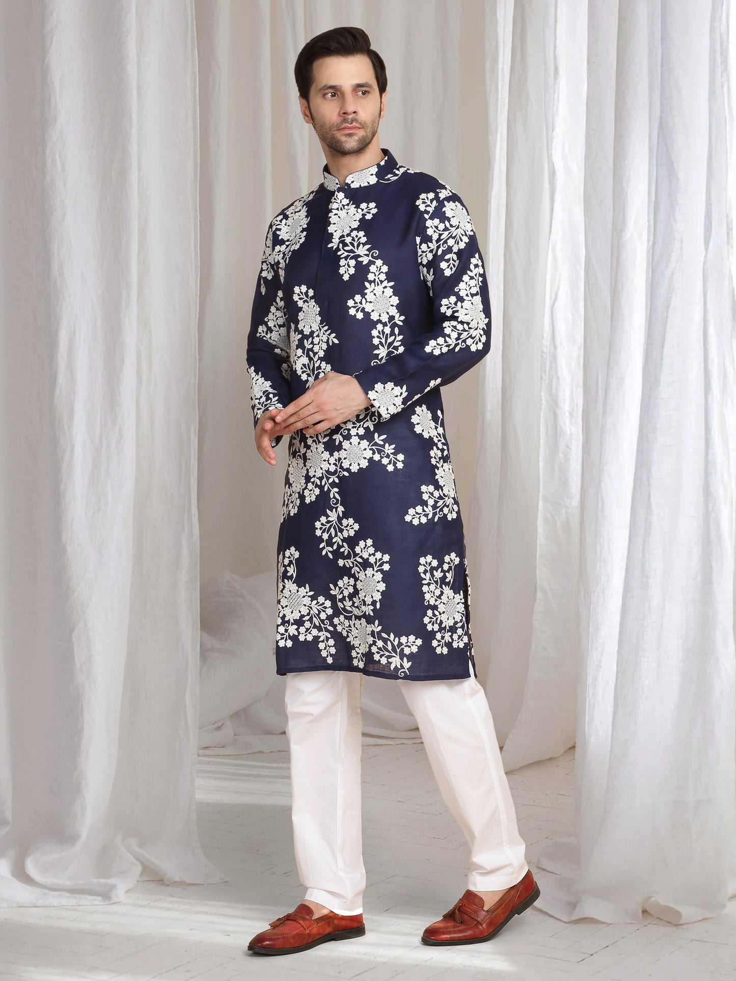 Aham Gulistaan Embroidery Thread Kurta Set - Ink Blue
