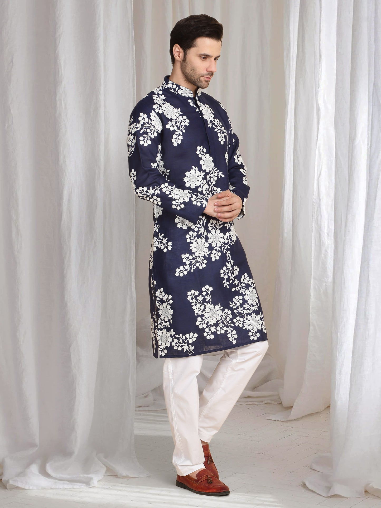 Aham Gulistaan Embroidery Thread Kurta Set - Ink Blue