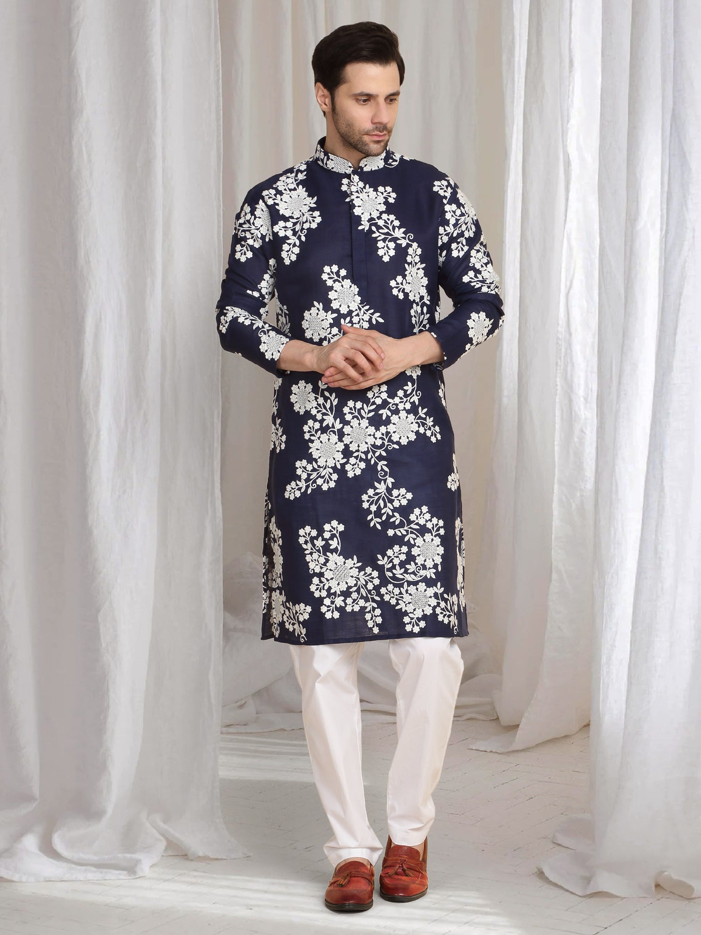 Aham Gulistaan Embroidery Thread Kurta Set - Ink Blue