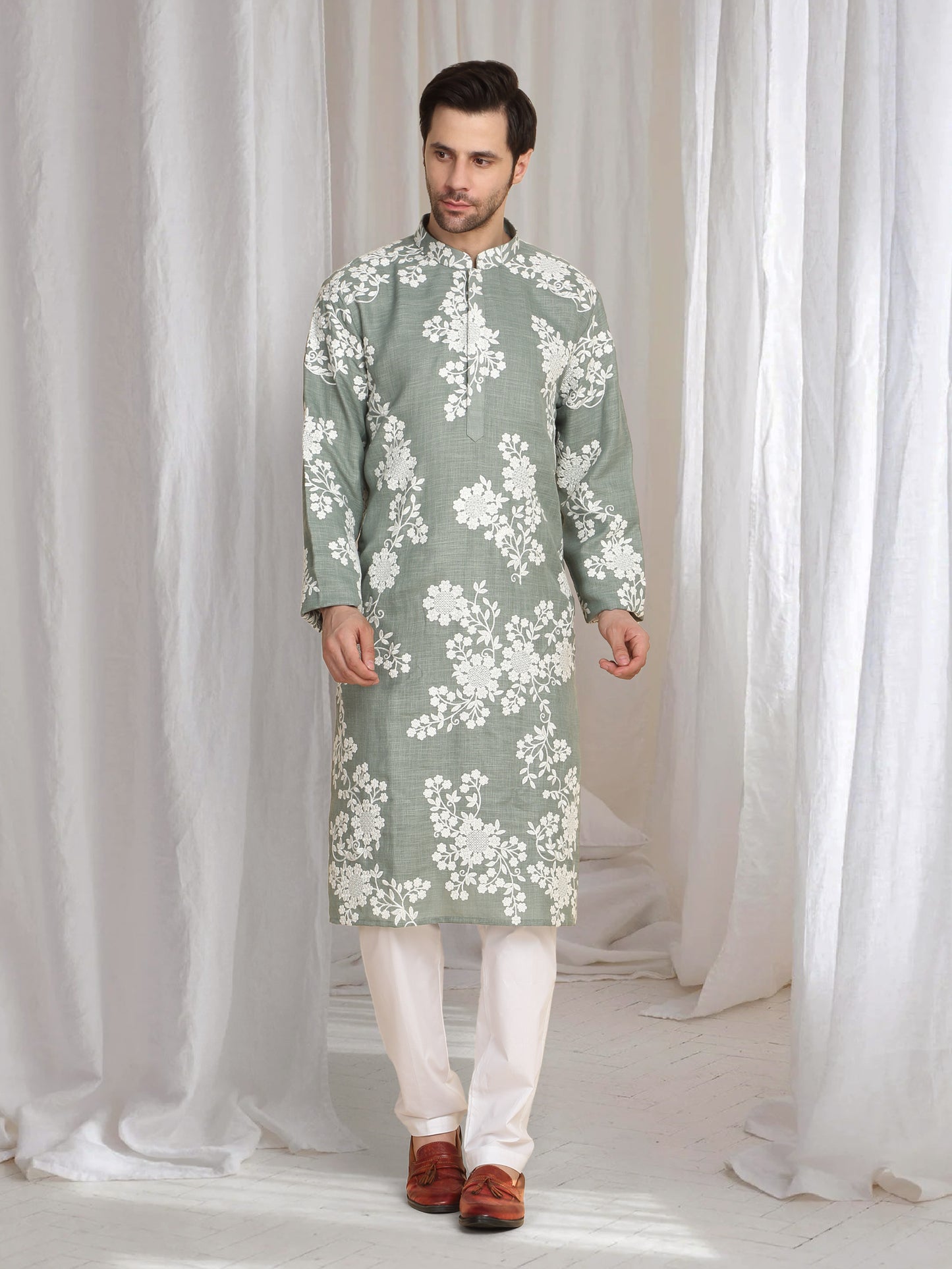 Aham Gulistaan Embroidery Thread Kurta Set - Pastel Olive
