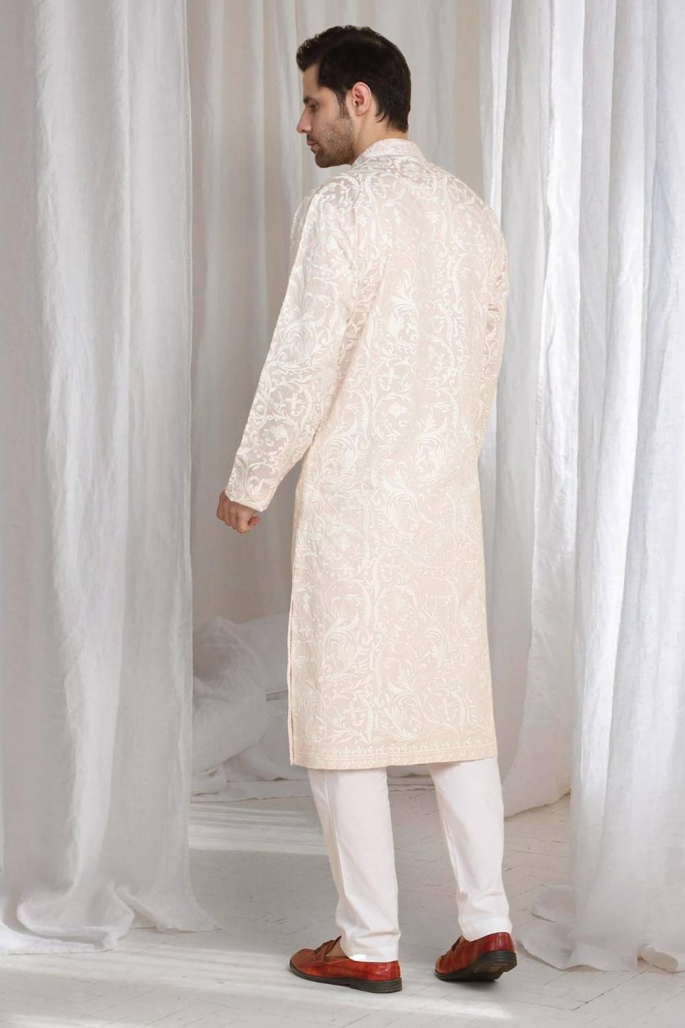 Aham Flora Thread Embroidered Kurta Set - Pastel Pink