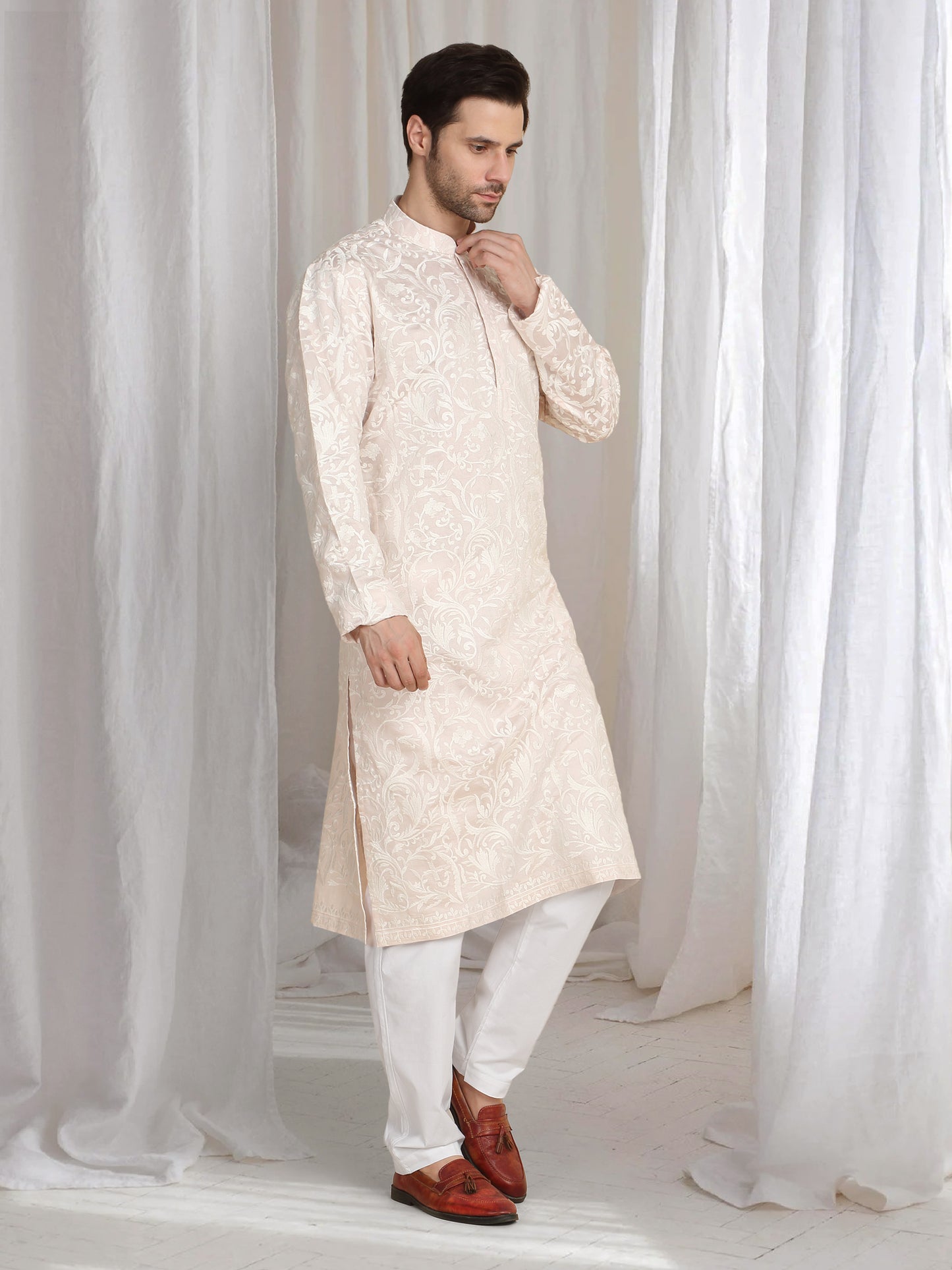 Aham Flora Thread Embroidered Kurta Set - Pastel Pink
