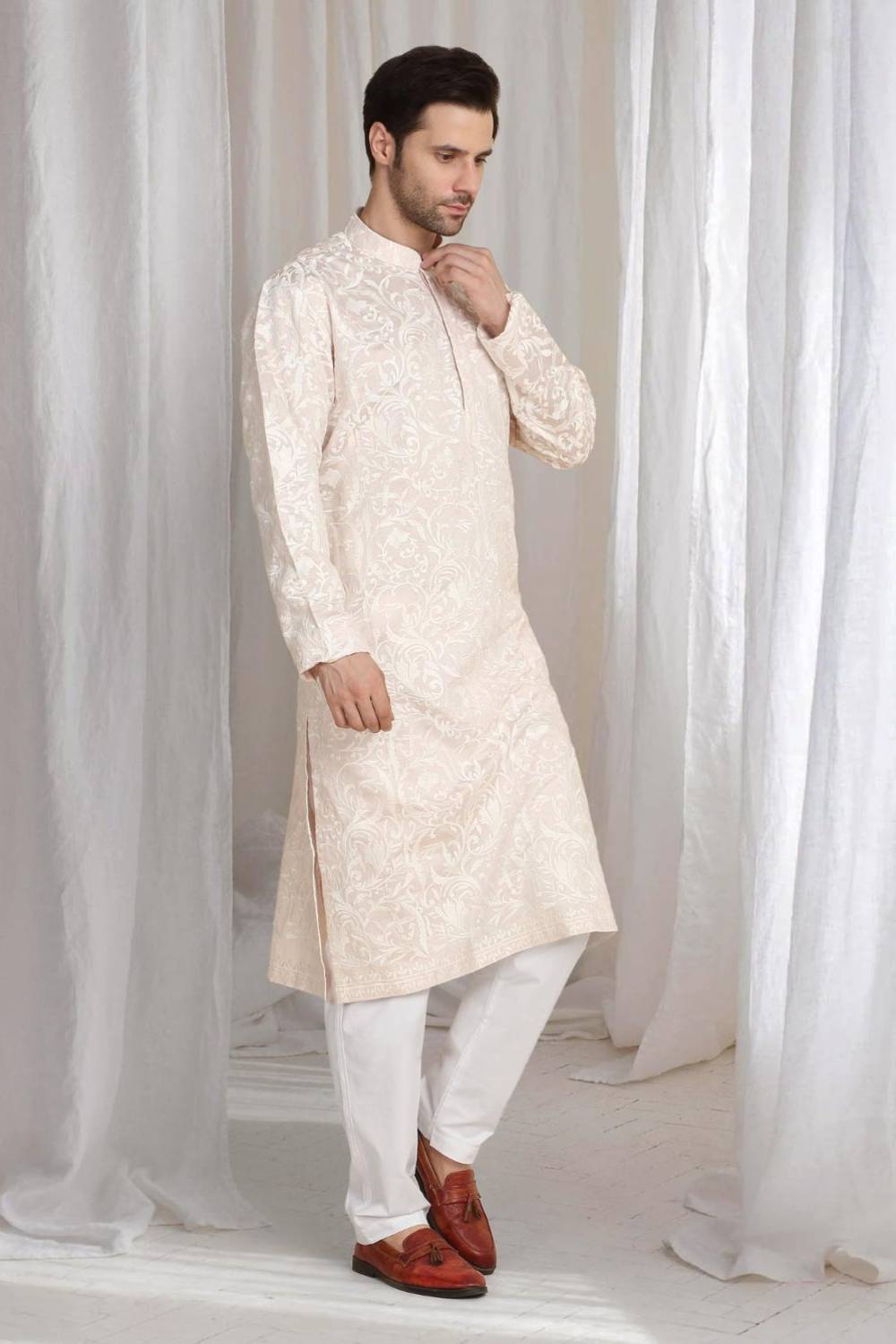 Aham Flora Thread Embroidered Kurta Set - Pastel Pink