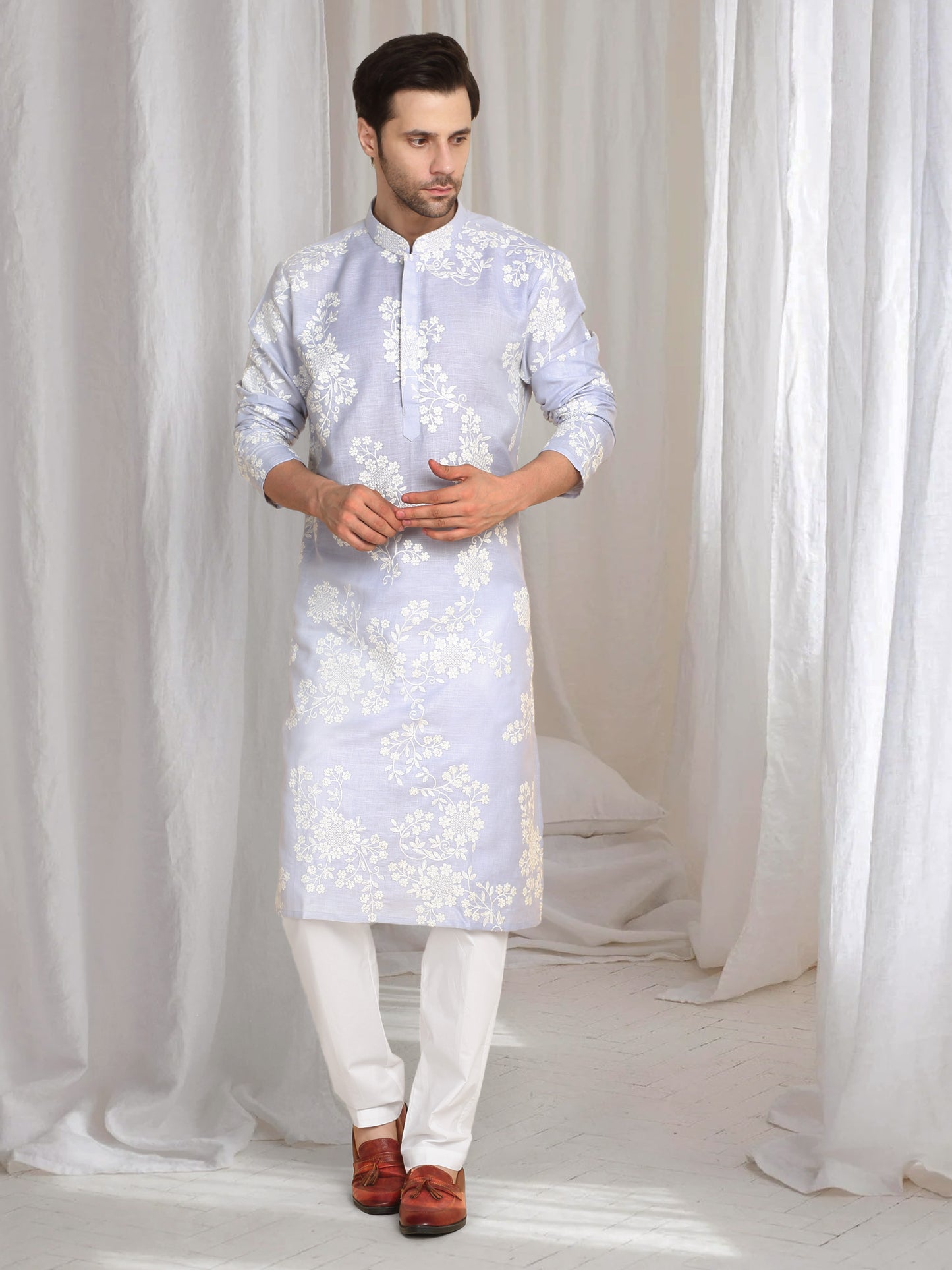 Aham Gulistaan Embroidery Thread Kurta Set - Pastel Purple
