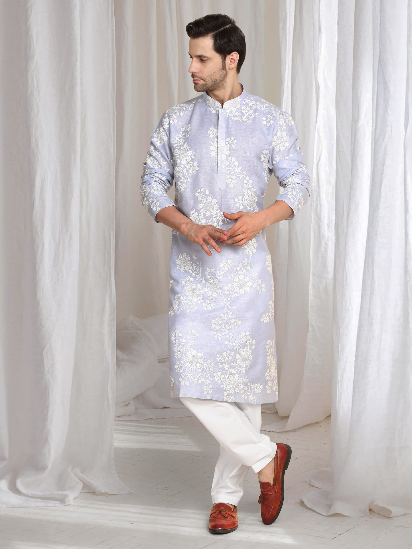 Aham Gulistaan Embroidery Thread Kurta Set - Pastel Purple