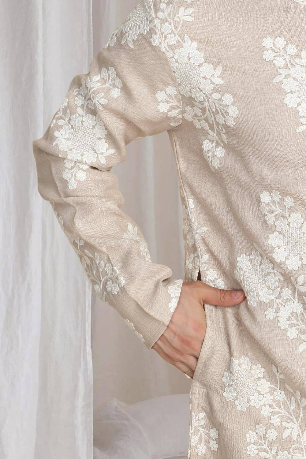 Aham Gulistaan  Embroidery Thread Kurta Set - Beige