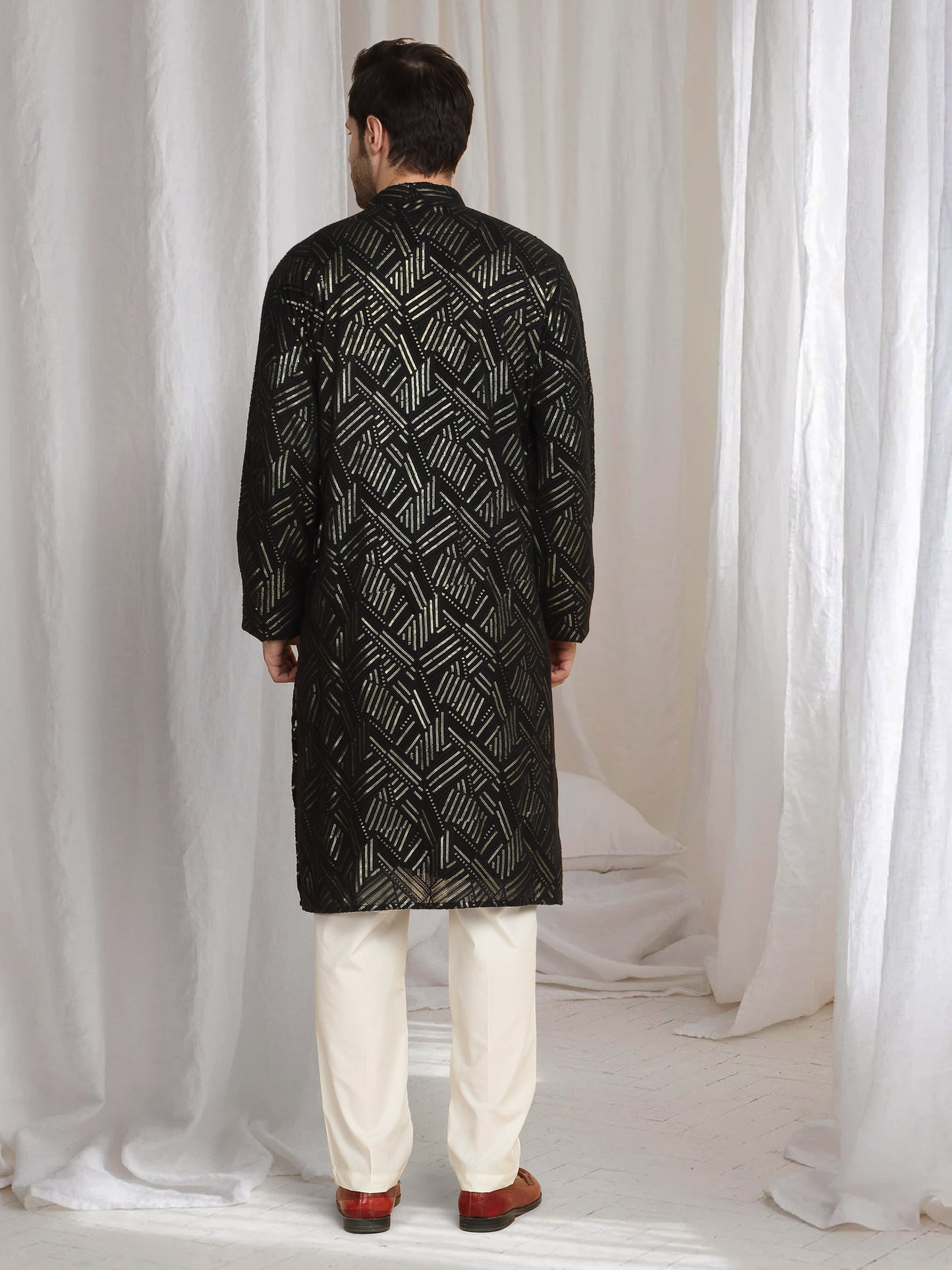 Asuka Black Cotton Embroidery Geometric Thread Kurta set