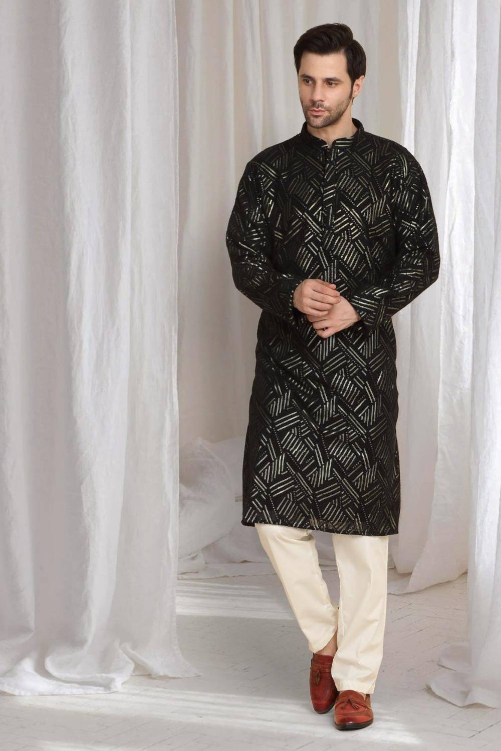 Asuka Black Cotton Embroidery Geometric Thread Kurta set