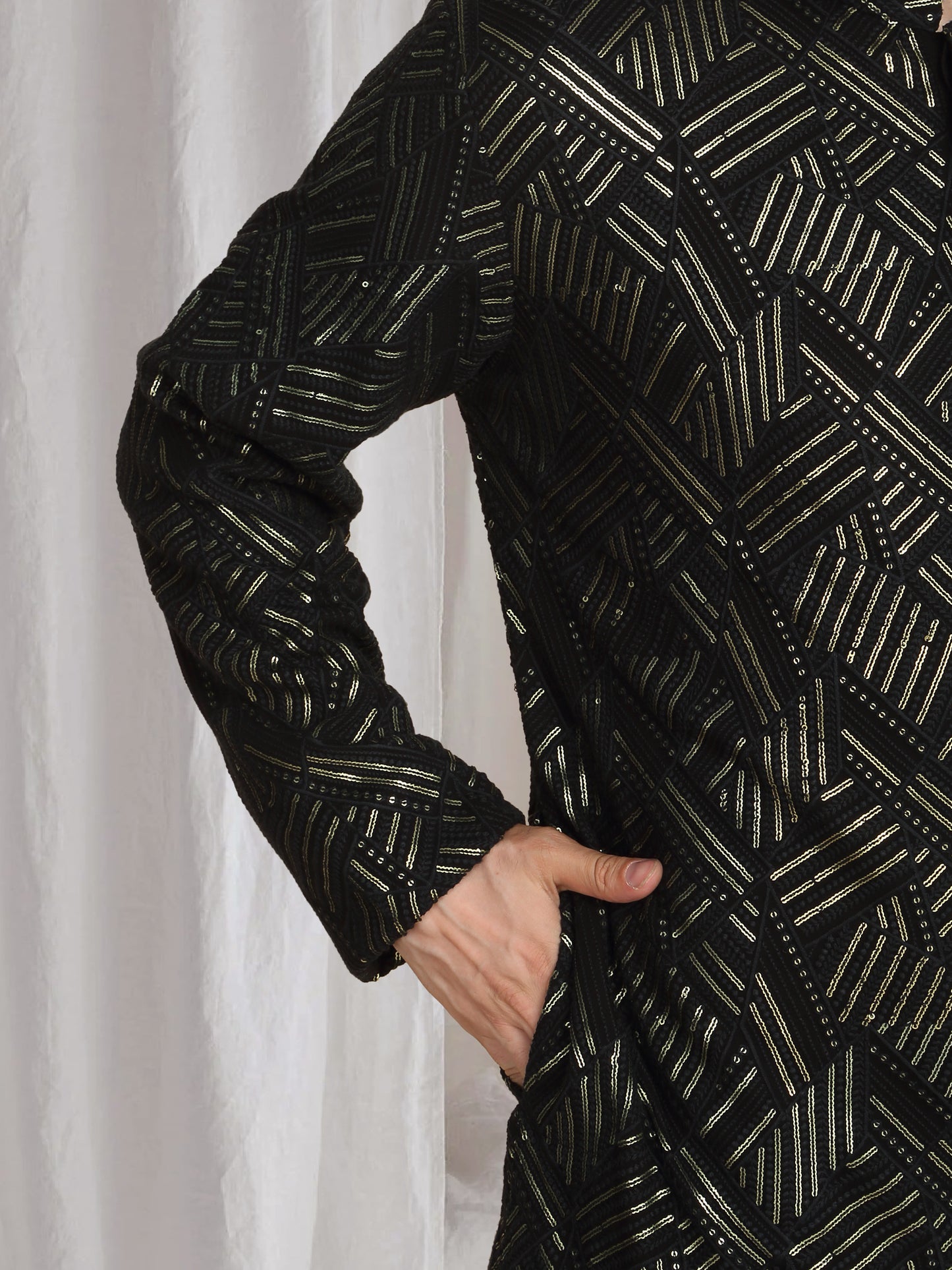 Asuka Black Cotton Embroidery Geometric Thread Kurta set