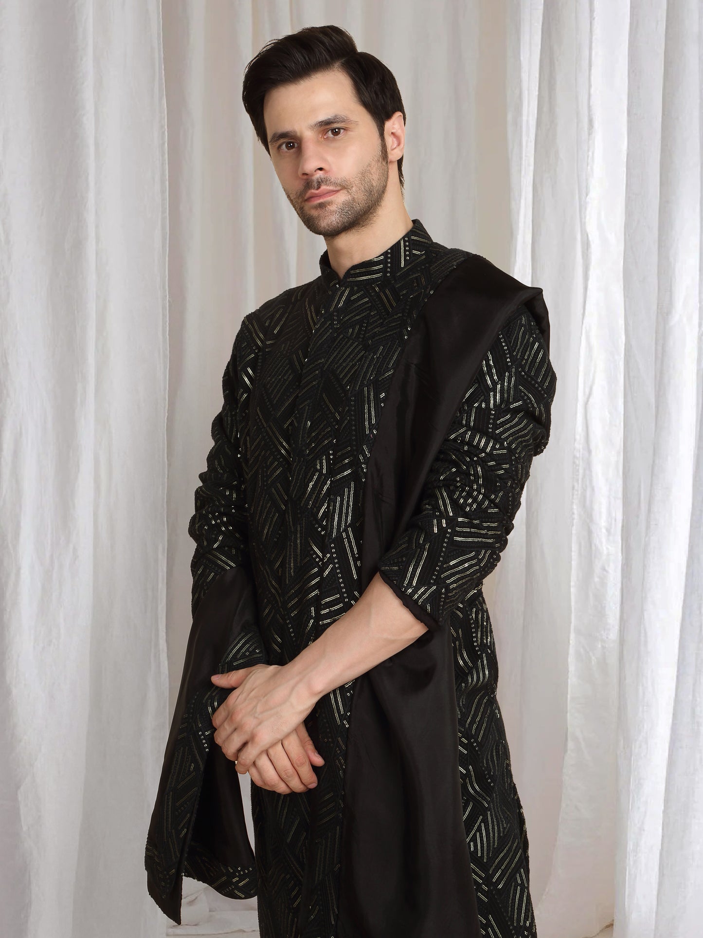 Asuka Black Cotton Embroidery Geometric Thread Kurta set