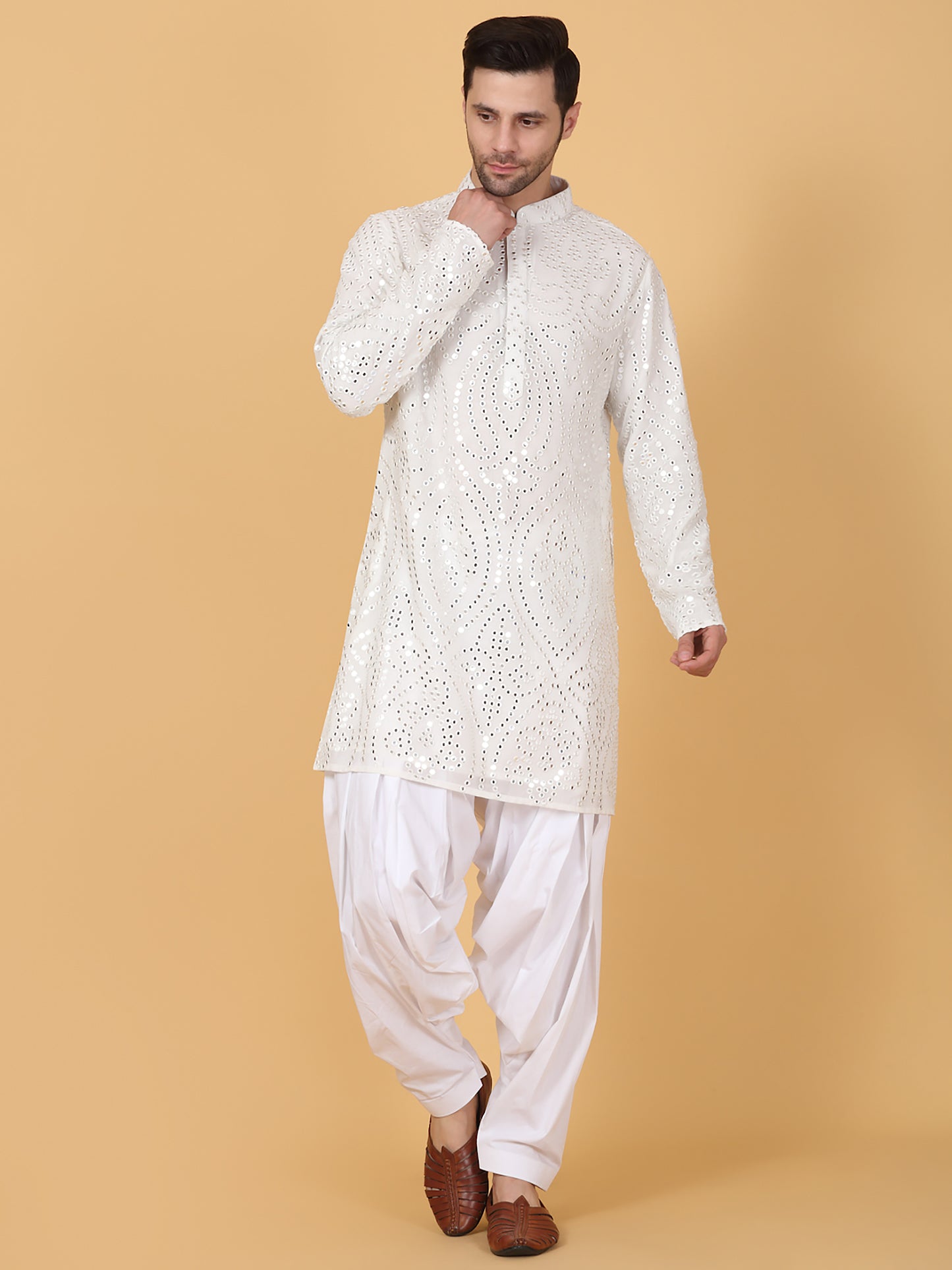 Jahaan Mirror Embroidery Work Kurta Set - White