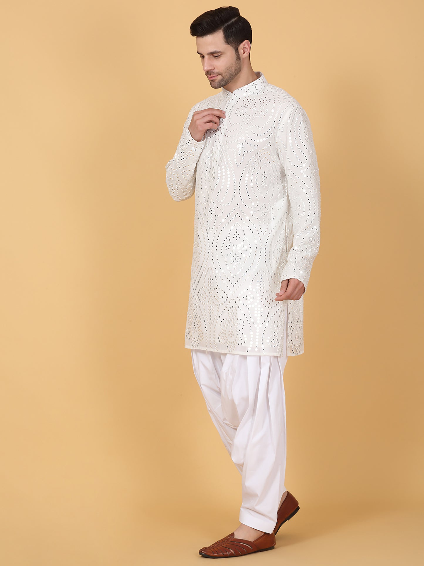Jahaan Mirror Embroidery Work Kurta Set - White