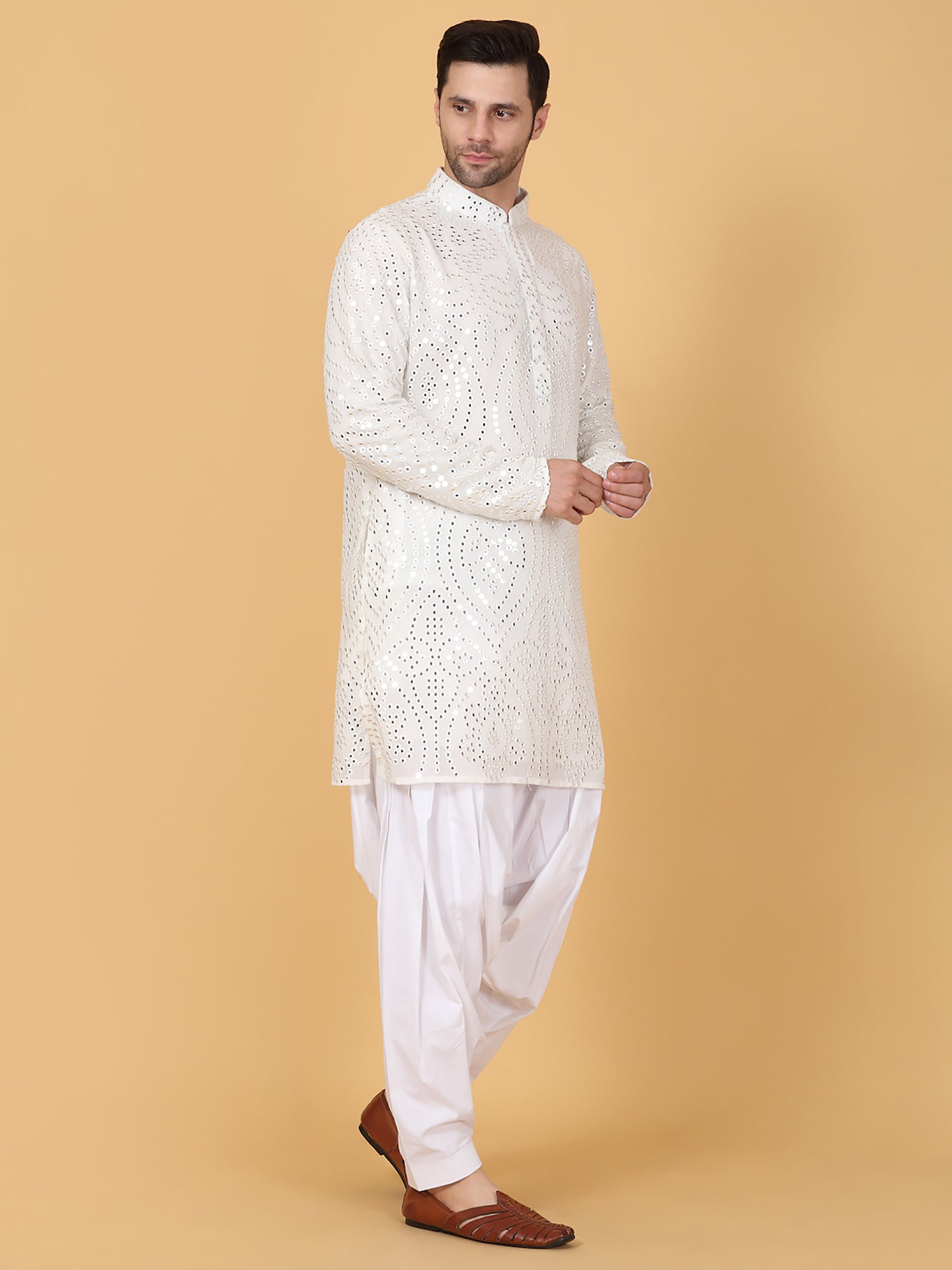 Jahaan Mirror Embroidery Work Kurta Set - White