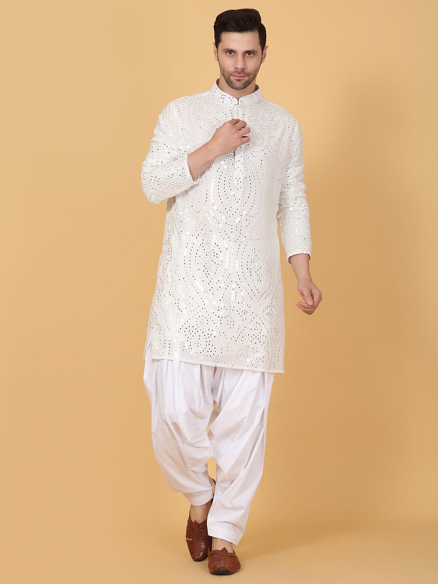 Jahaan Mirror Embroidery Work Kurta Set - White