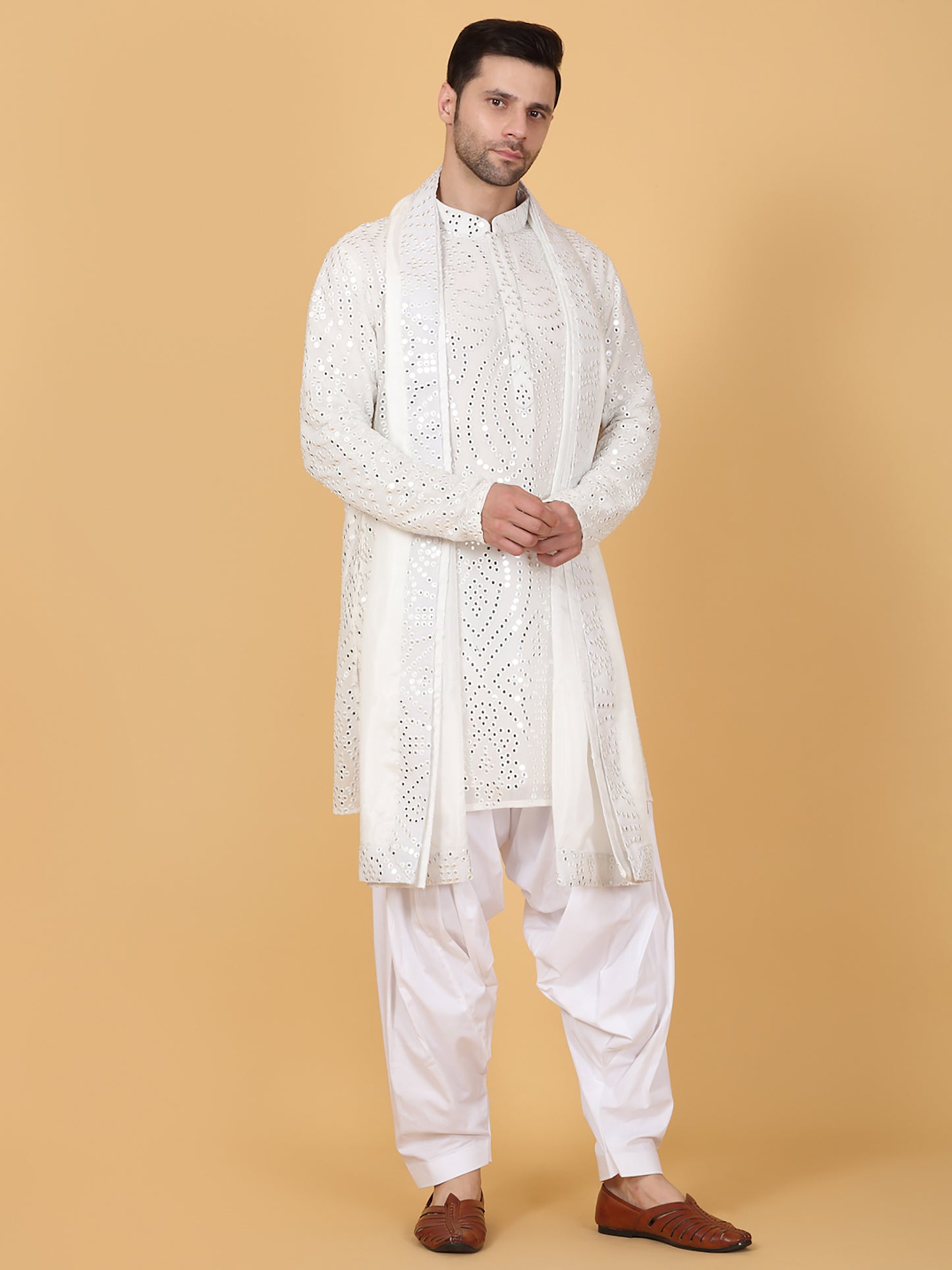 Jahaan Mirror Embroidery Work Kurta Set - White