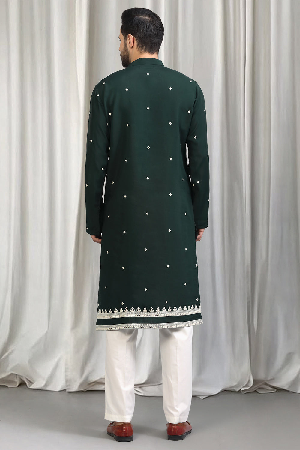 Classic  Embroidered Kurta With Back Elastic Pants