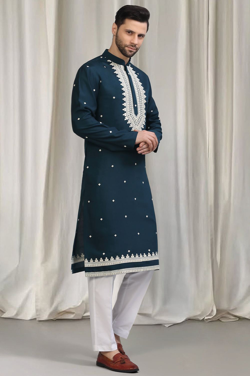 Classic  Embroidered Kurta With Back Elastic Pants