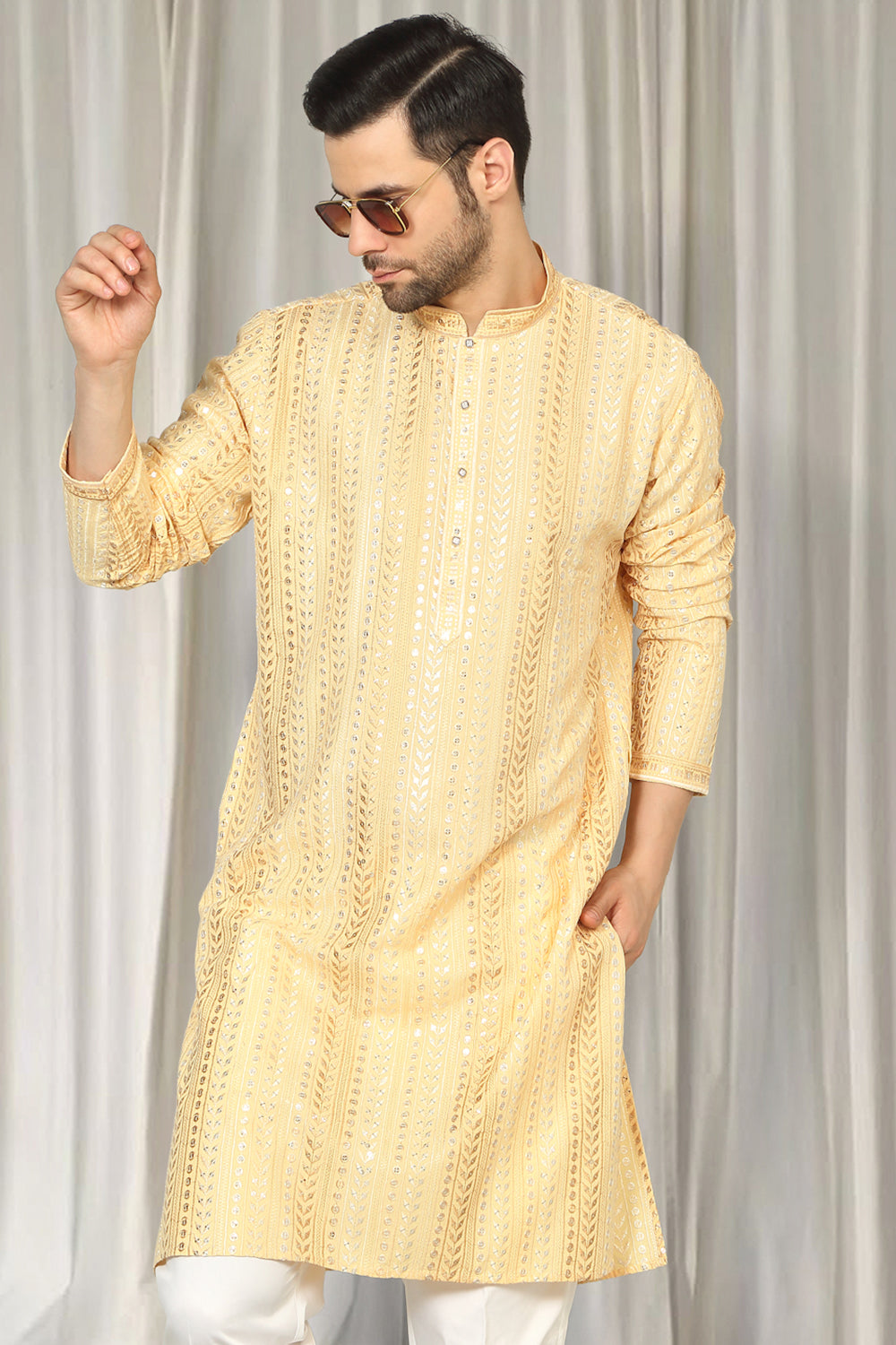 Harshollas  Embroidered Kurta  With Back Elastic Pants