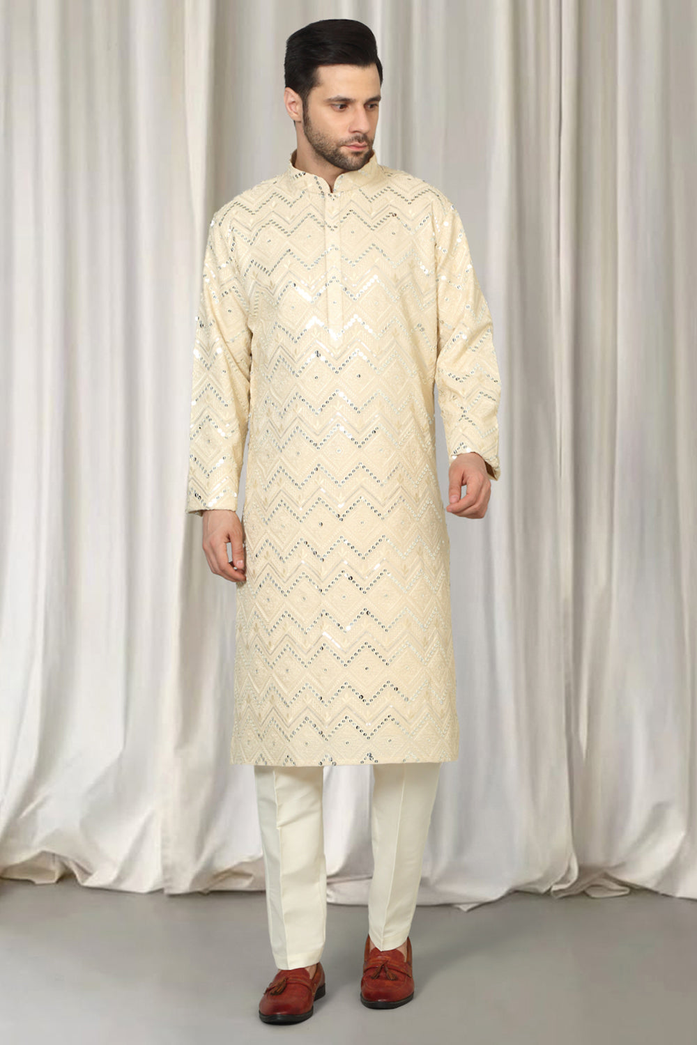 Krishna Mirror Embroidered Kurta With Back Elastic Pants