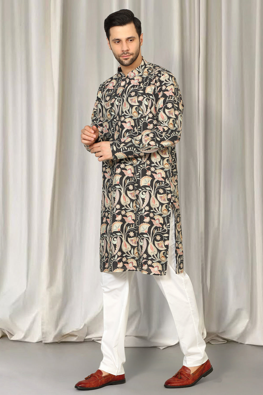 Phool Bahaar Embroidered Kurta With Back Elastic Pants