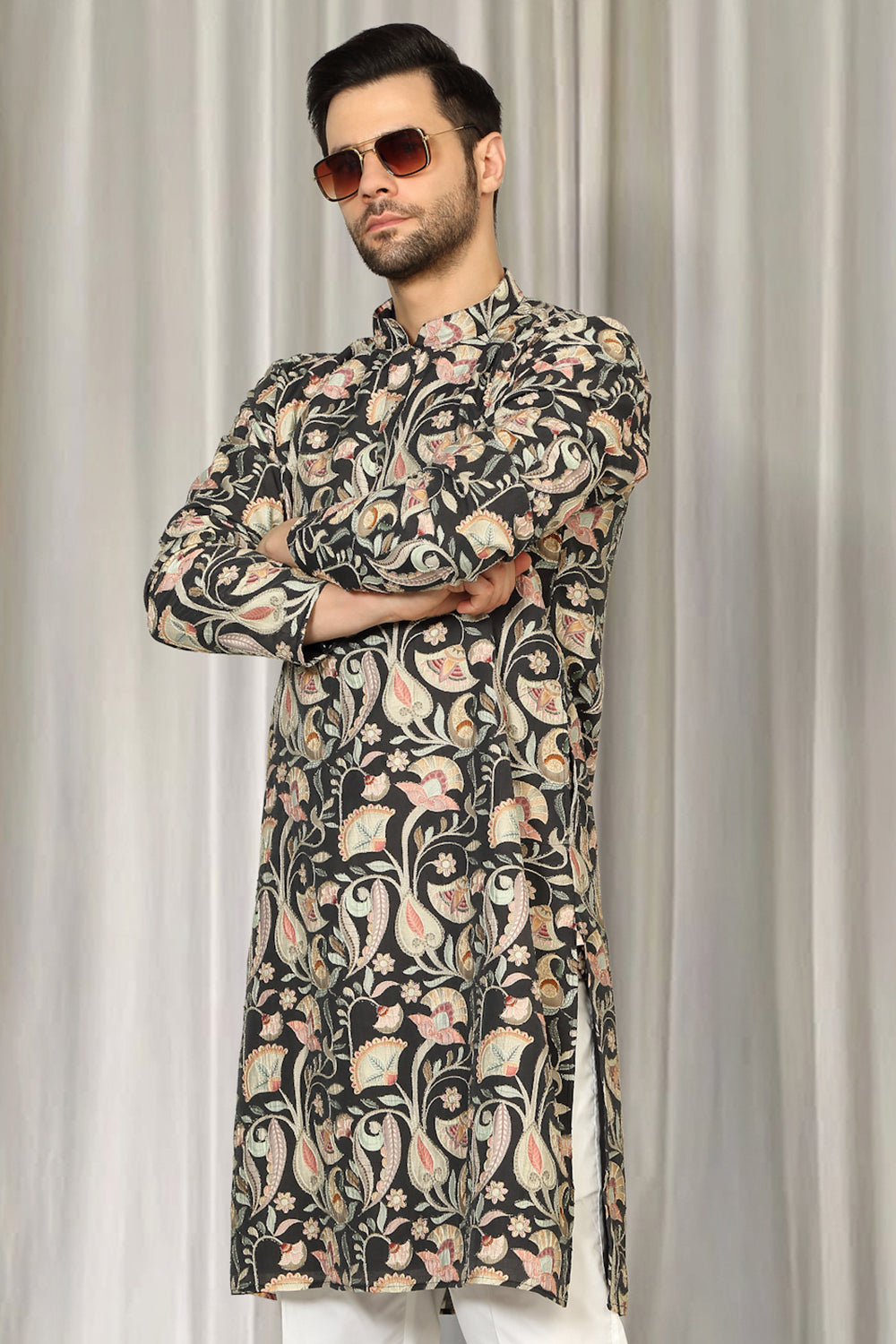Phool Bahaar Embroidered Kurta With Back Elastic Pants