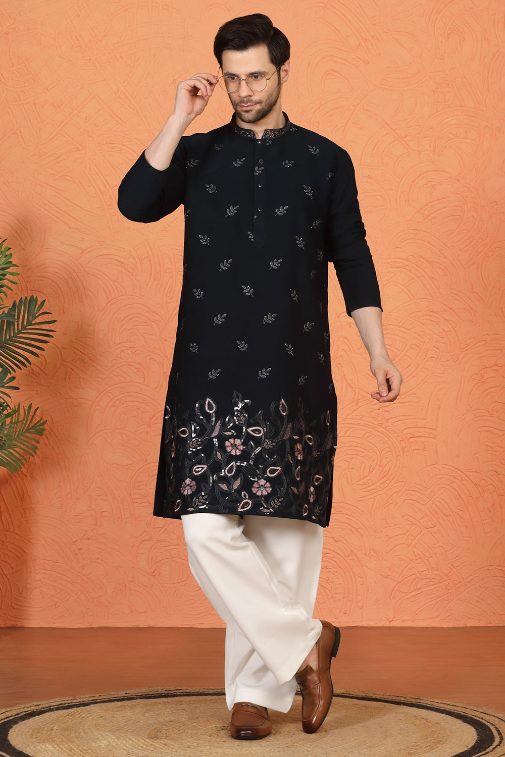 Phool Buta  Patti Embroidered Kurta with Loose Fit Parallel Matching  Pants