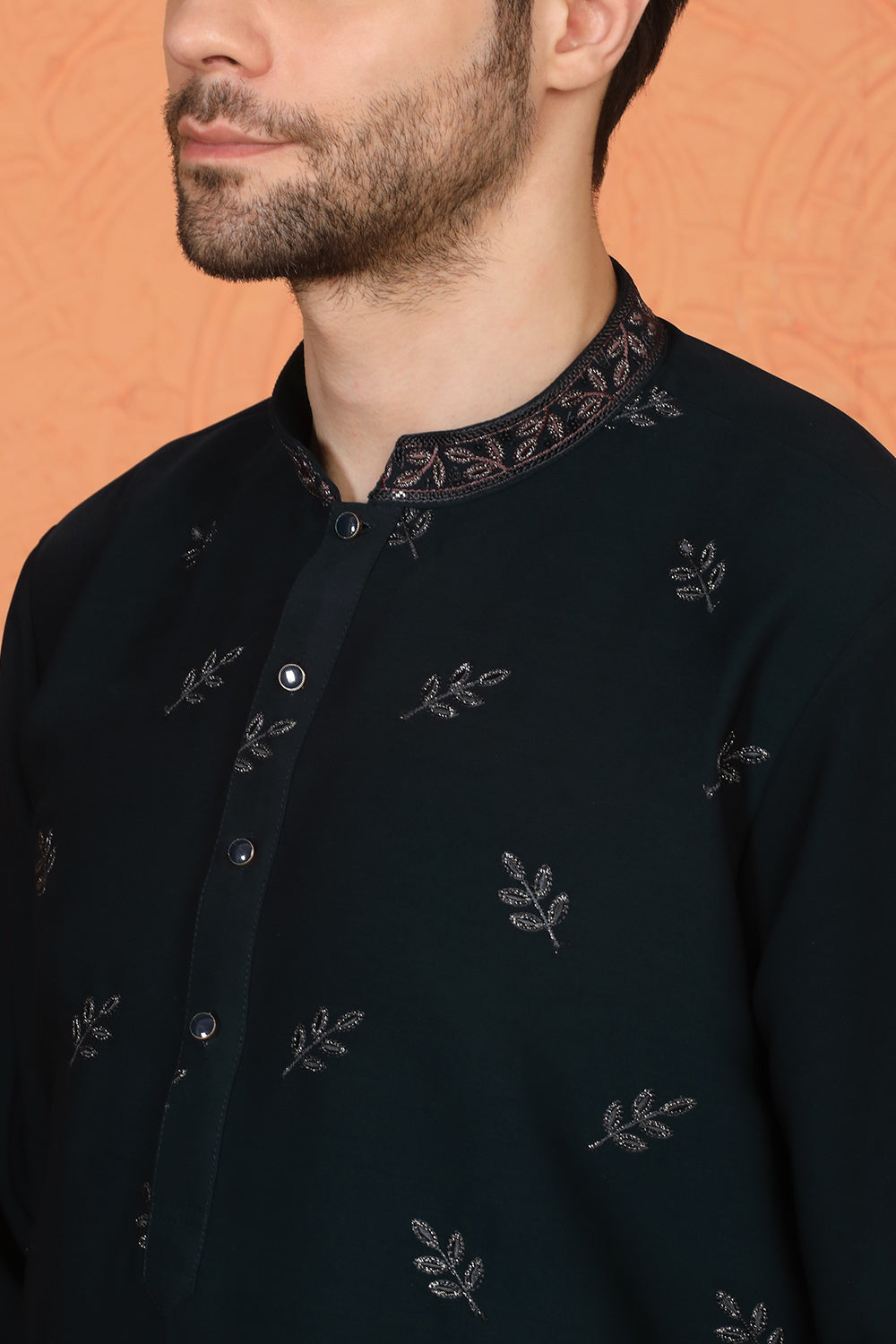 Phool Buta  Patti Embroidered Kurta with Loose Fit Parallel Matching  Pants