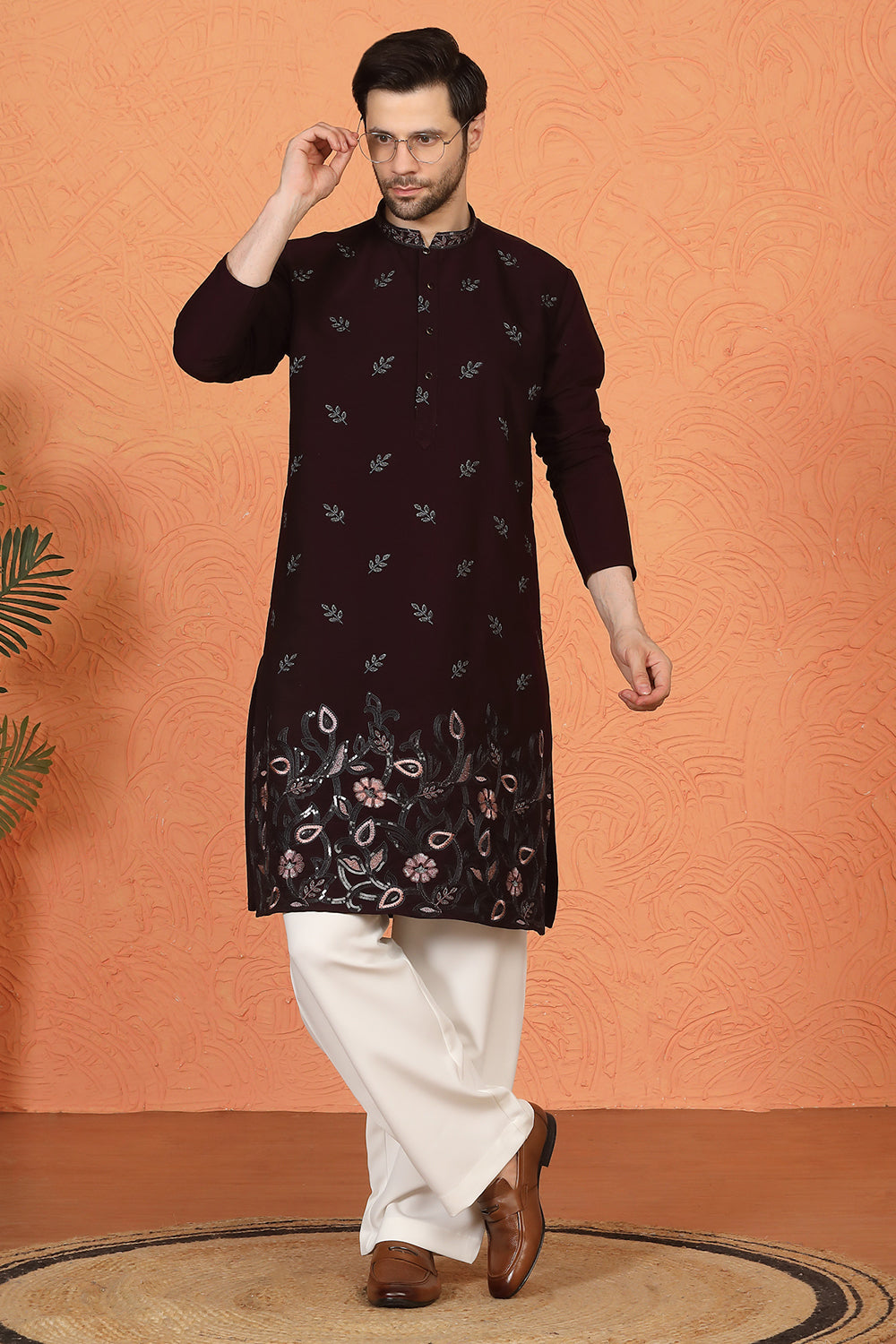 Phool Buta  Patti Embroidered Kurta with Loose Fit Parallel Matching  Pants