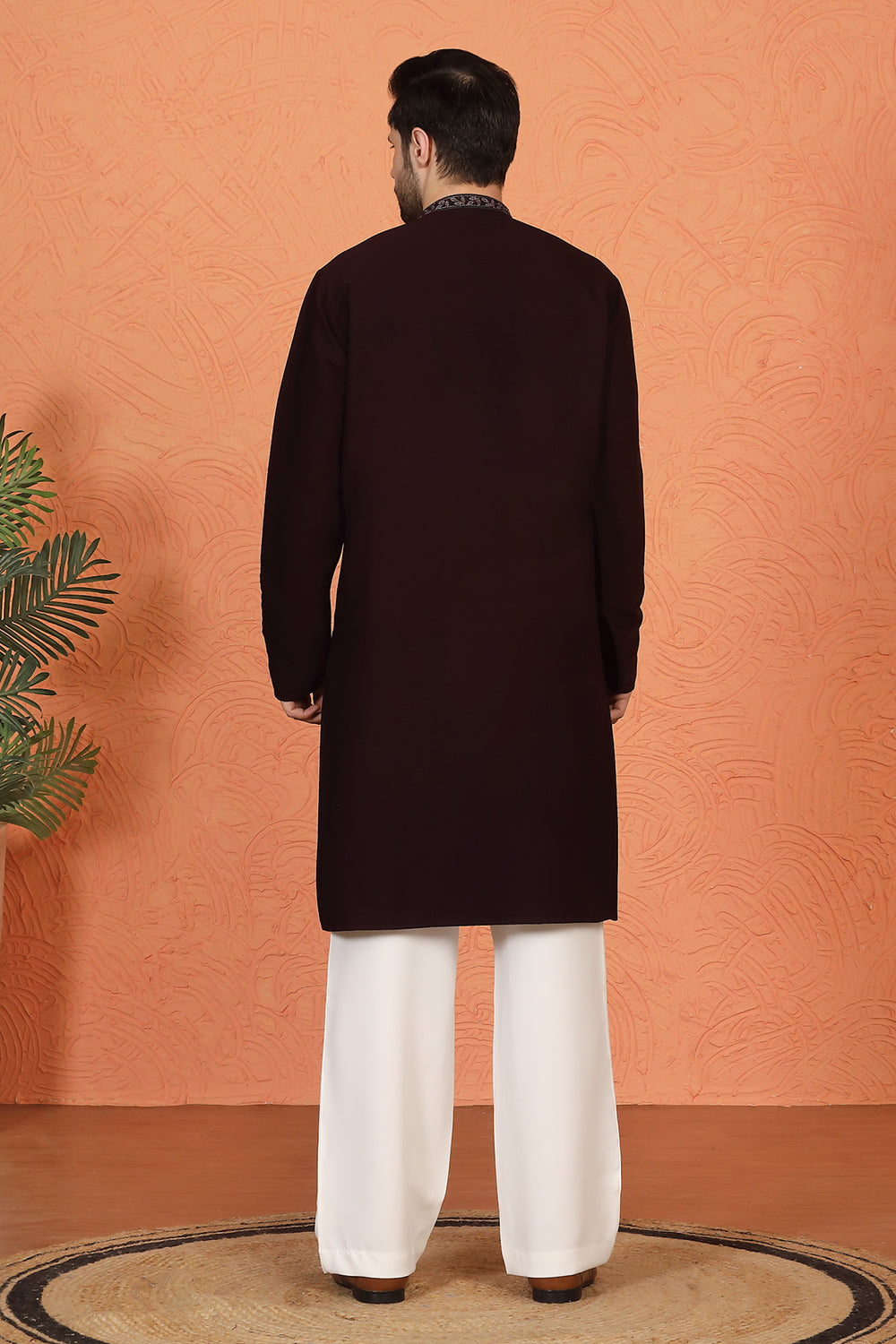 Phool Buta  Patti Embroidered Kurta with Loose Fit Parallel Matching  Pants