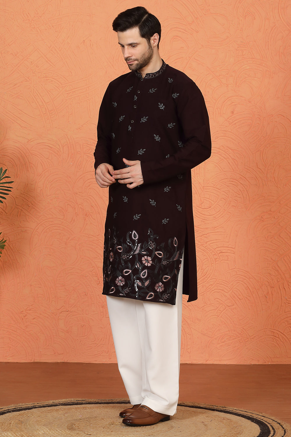 Phool Buta  Patti Embroidered Kurta with Loose Fit Parallel Matching  Pants
